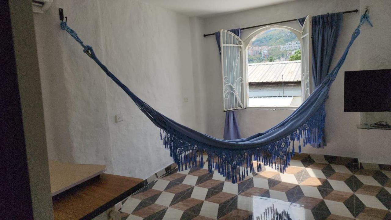 1 cama aire acondicionado 2 personas