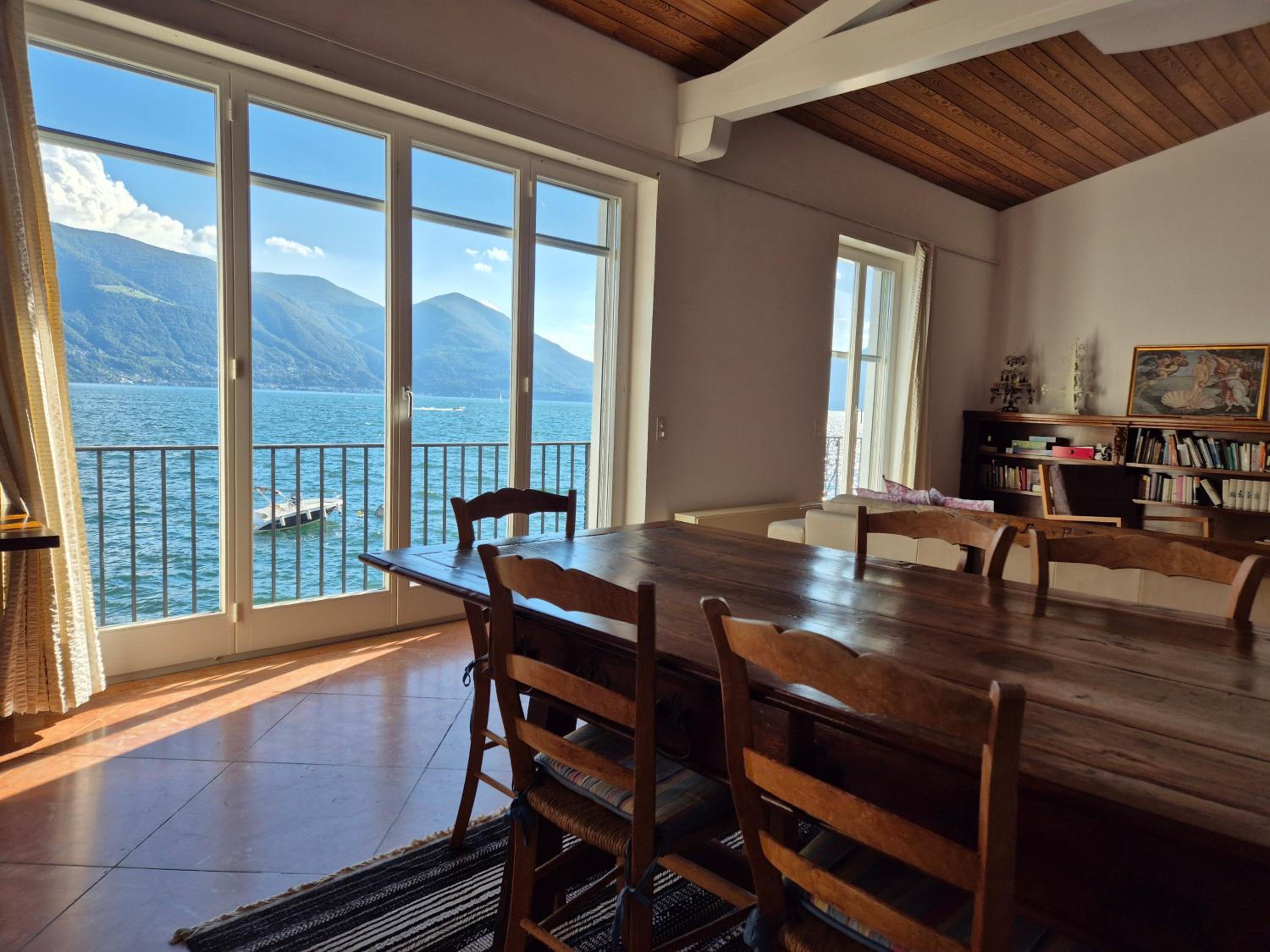 Seefront Villa in Ascona - Lago Maggiore, Ticino