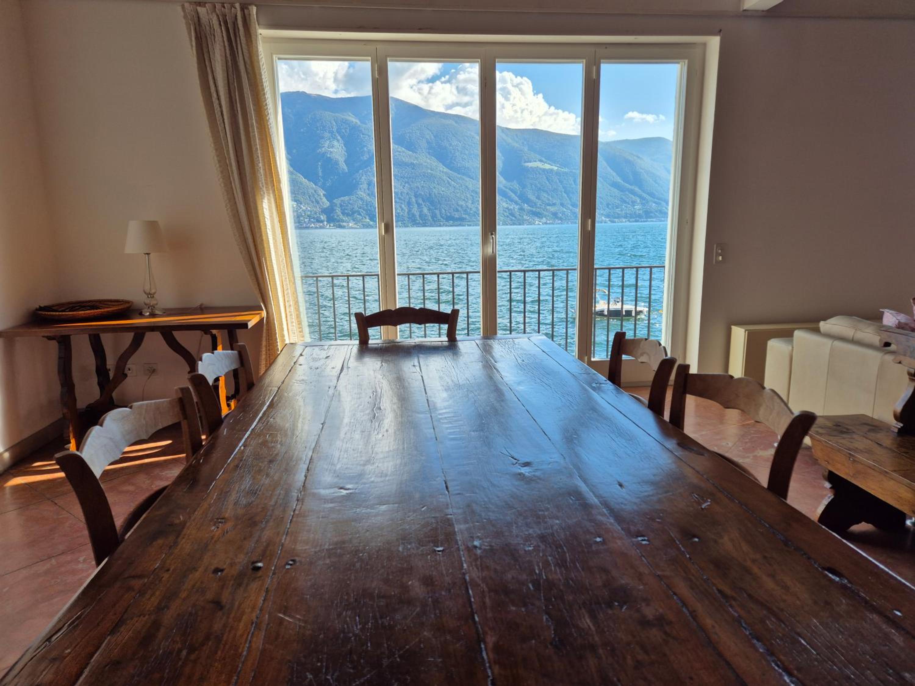 Seefront Villa in Ascona - Lago Maggiore, Ticino