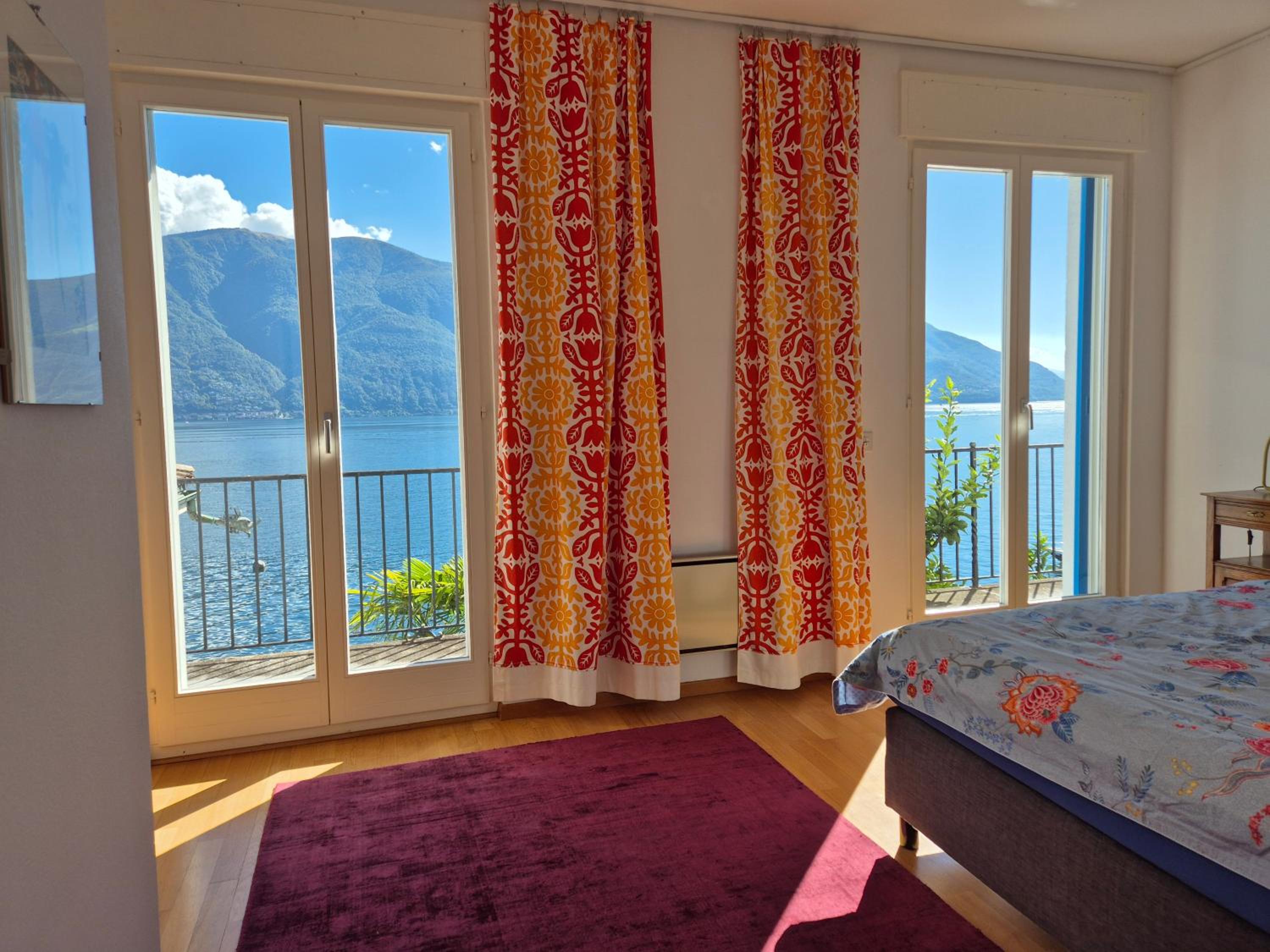 Seefront Villa in Ascona - Lago Maggiore, Ticino