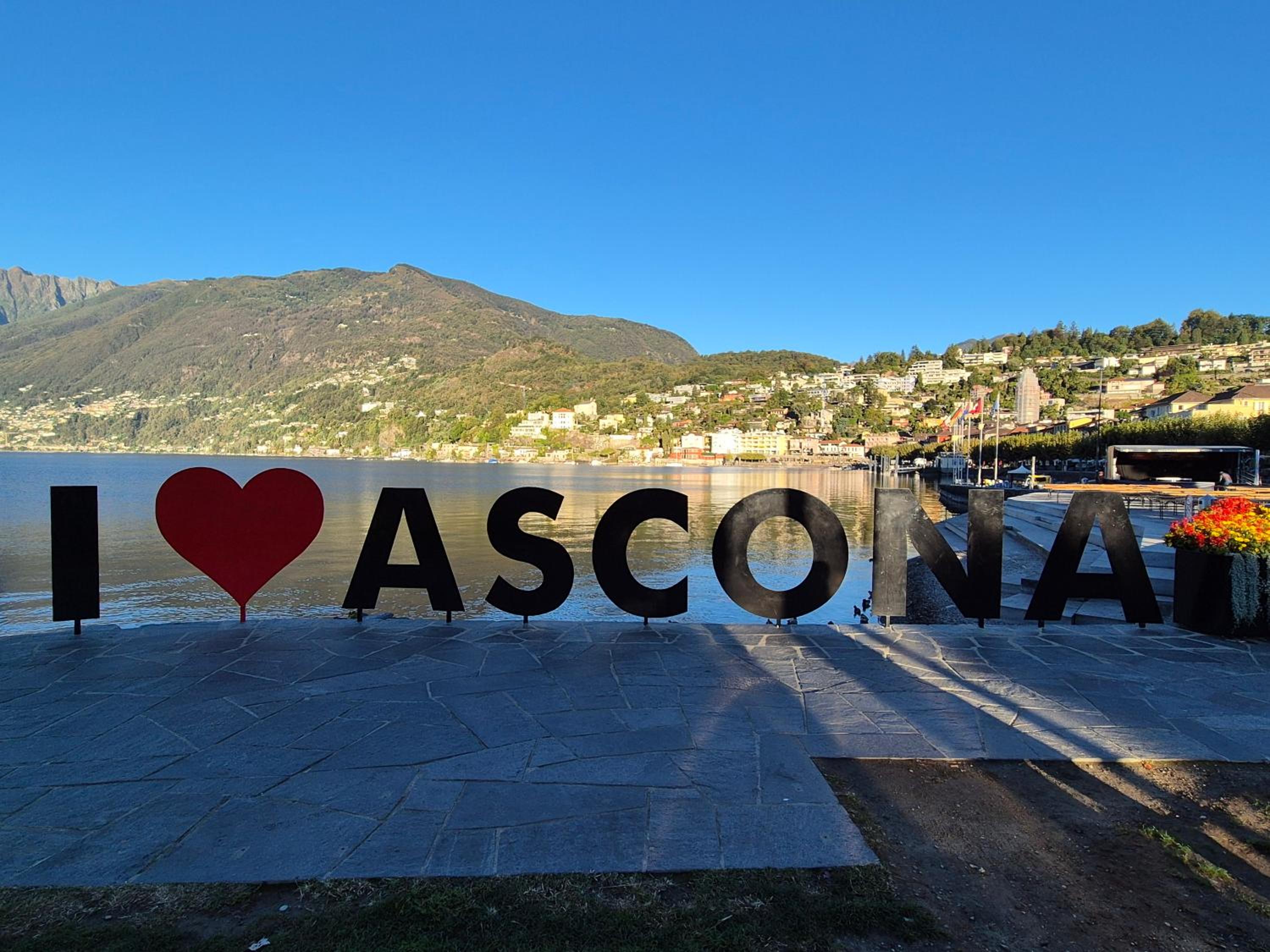 Seefront Villa in Ascona - Lago Maggiore, Ticino