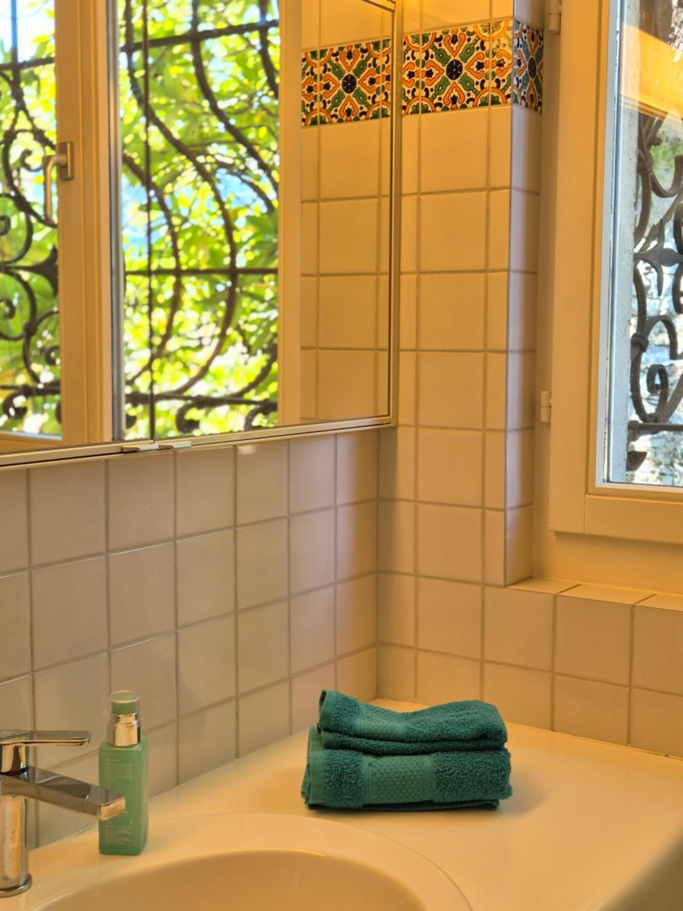Seefront Villa in Ascona - Lago Maggiore, Ticino