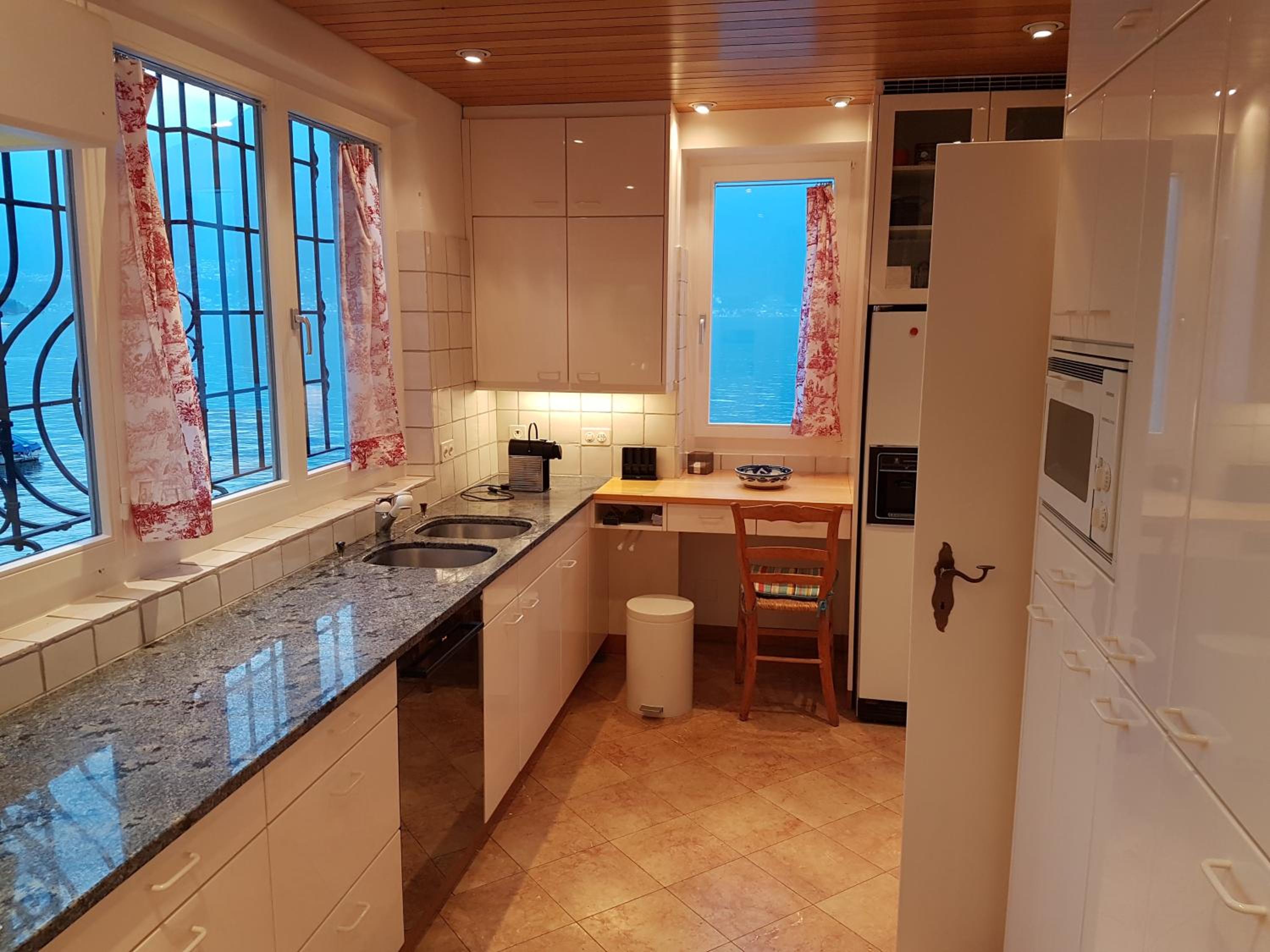 Seefront Villa in Ascona - Lago Maggiore, Ticino