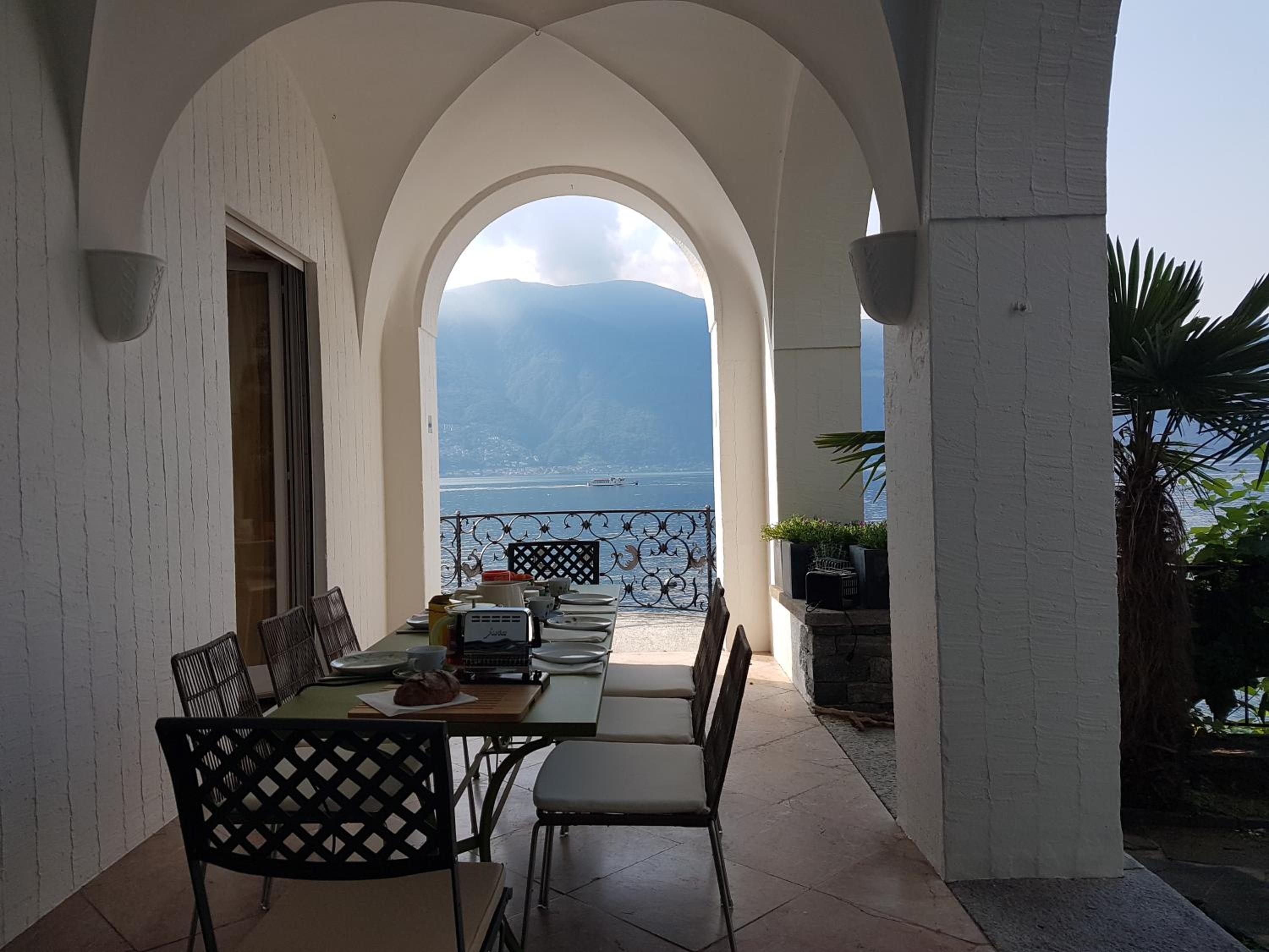 Seefront Villa in Ascona - Lago Maggiore, Ticino