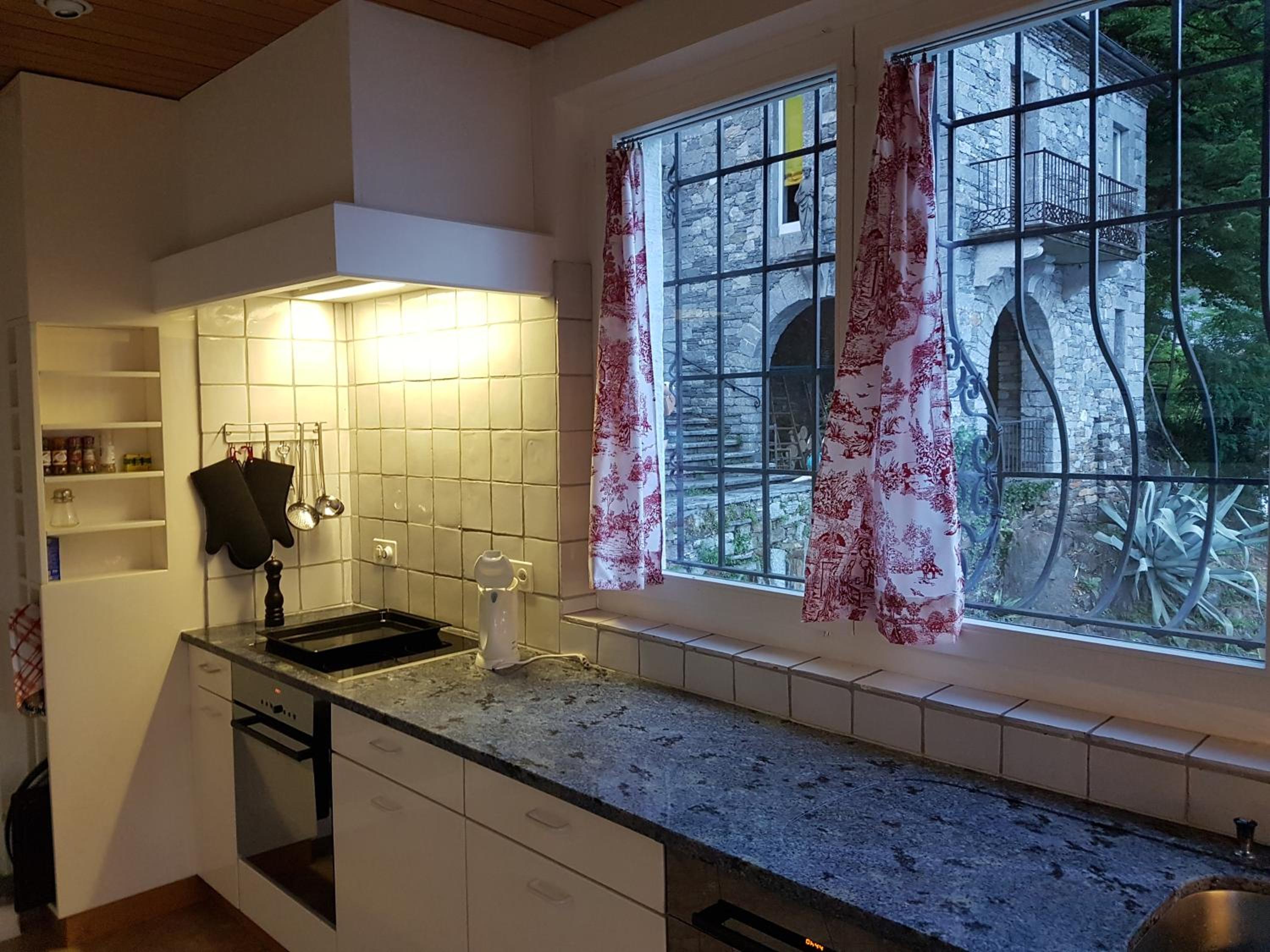 Seefront Villa in Ascona - Lago Maggiore, Ticino