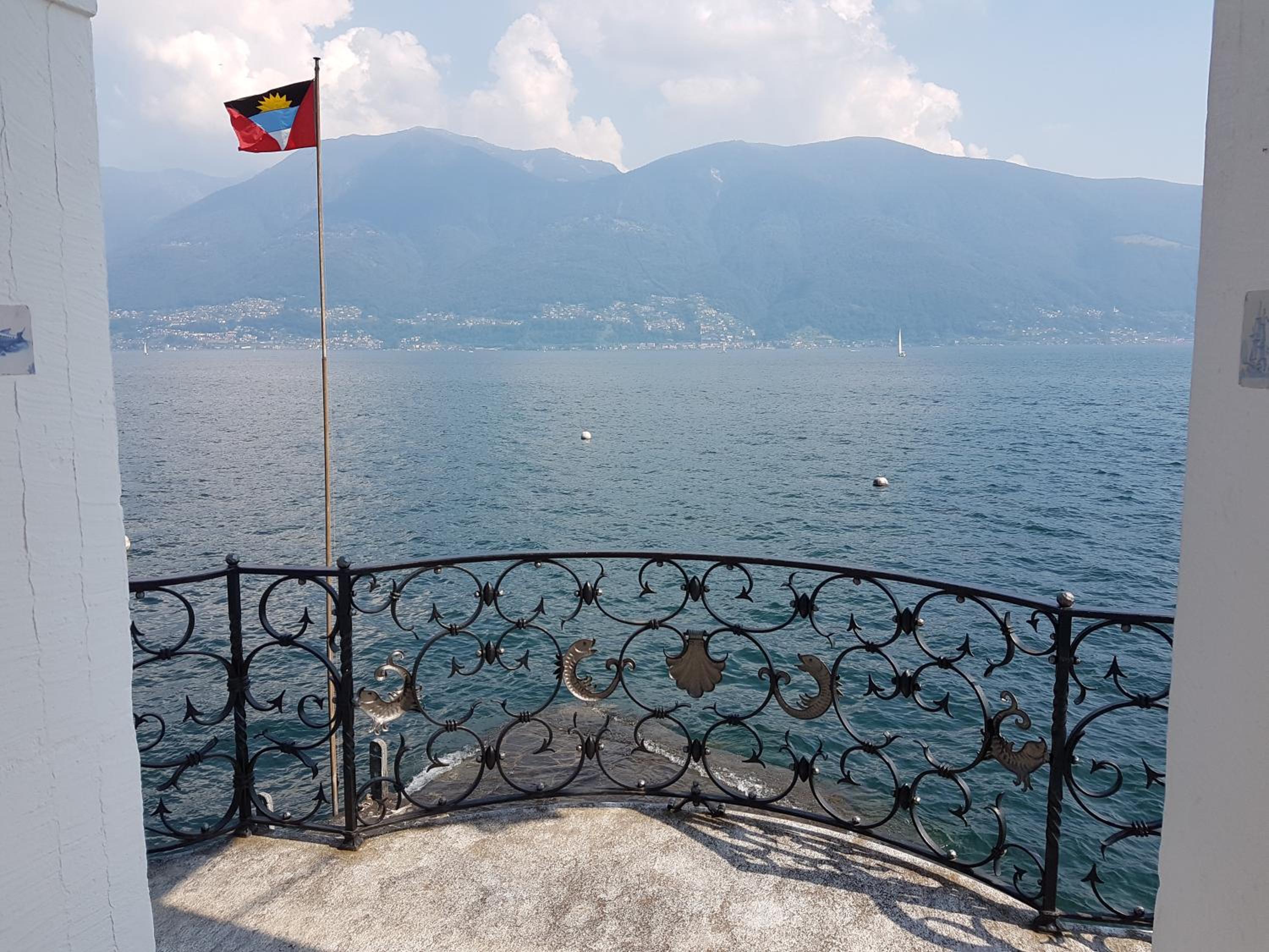 Seefront Villa in Ascona - Lago Maggiore, Ticino