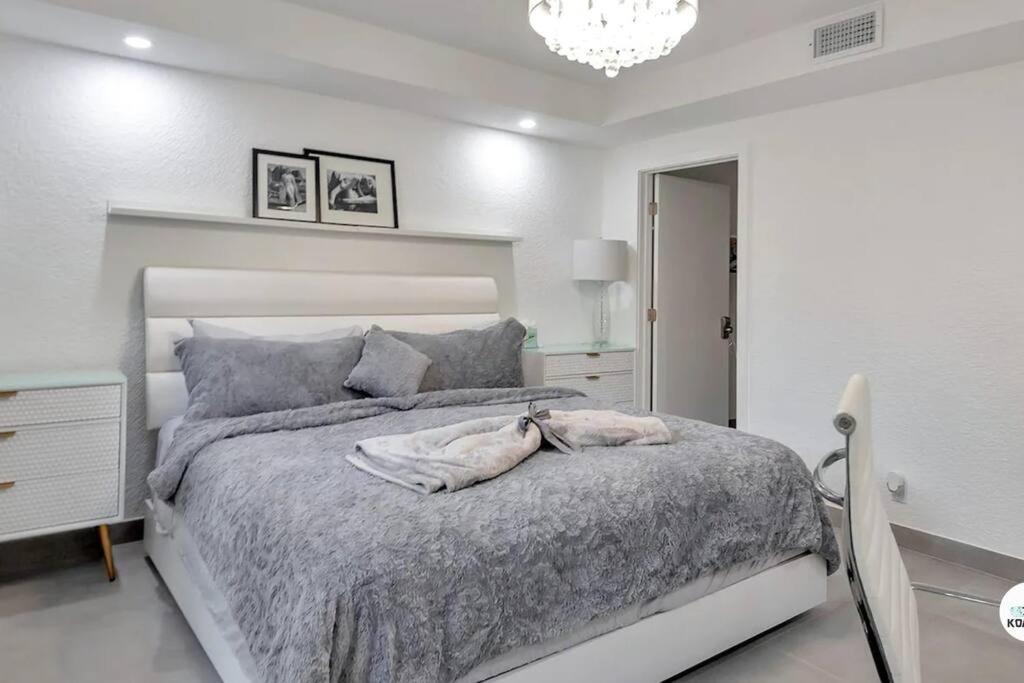 Beach home 1Bed/1.5Bath w/King bed at Sian view 3