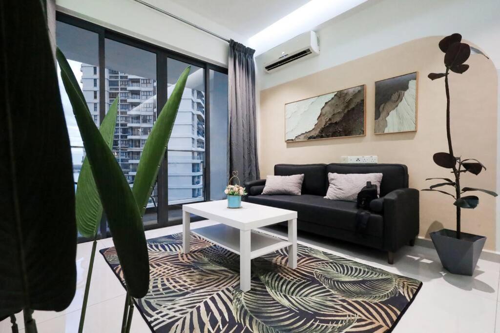 Country Garden Danga Bay Premium Unit