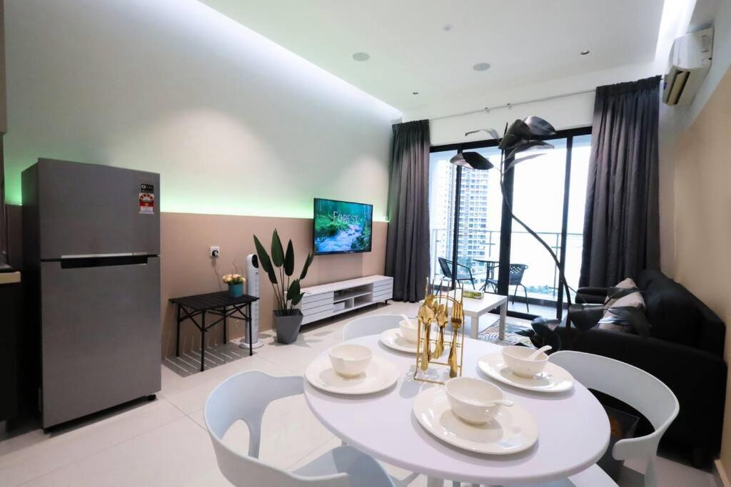 Country Garden Danga Bay Premium Unit