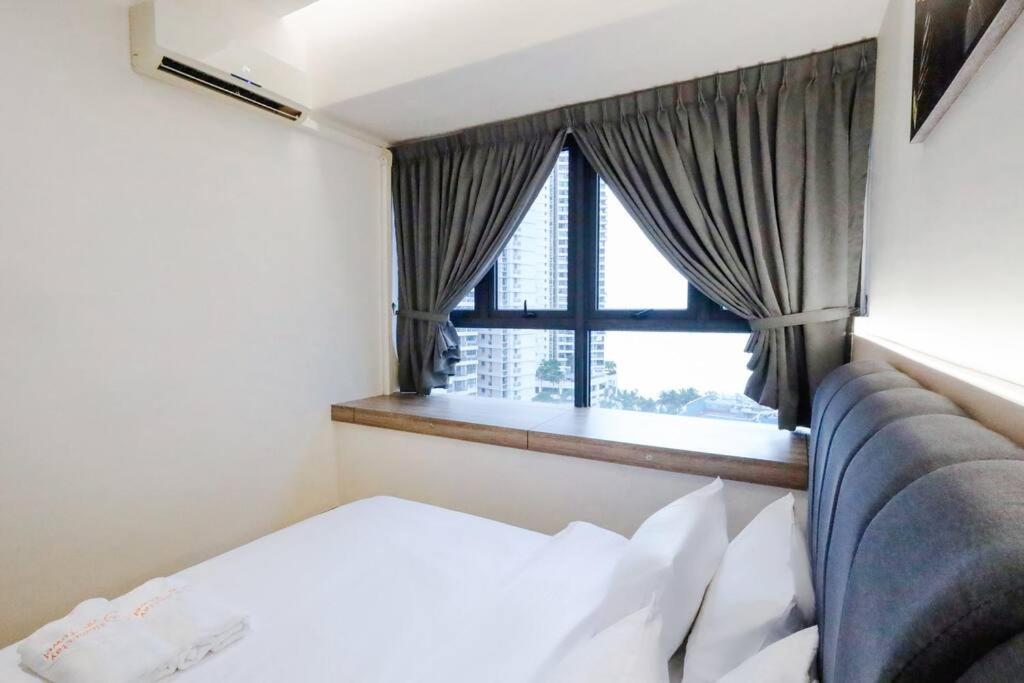 Country Garden Danga Bay Premium Unit