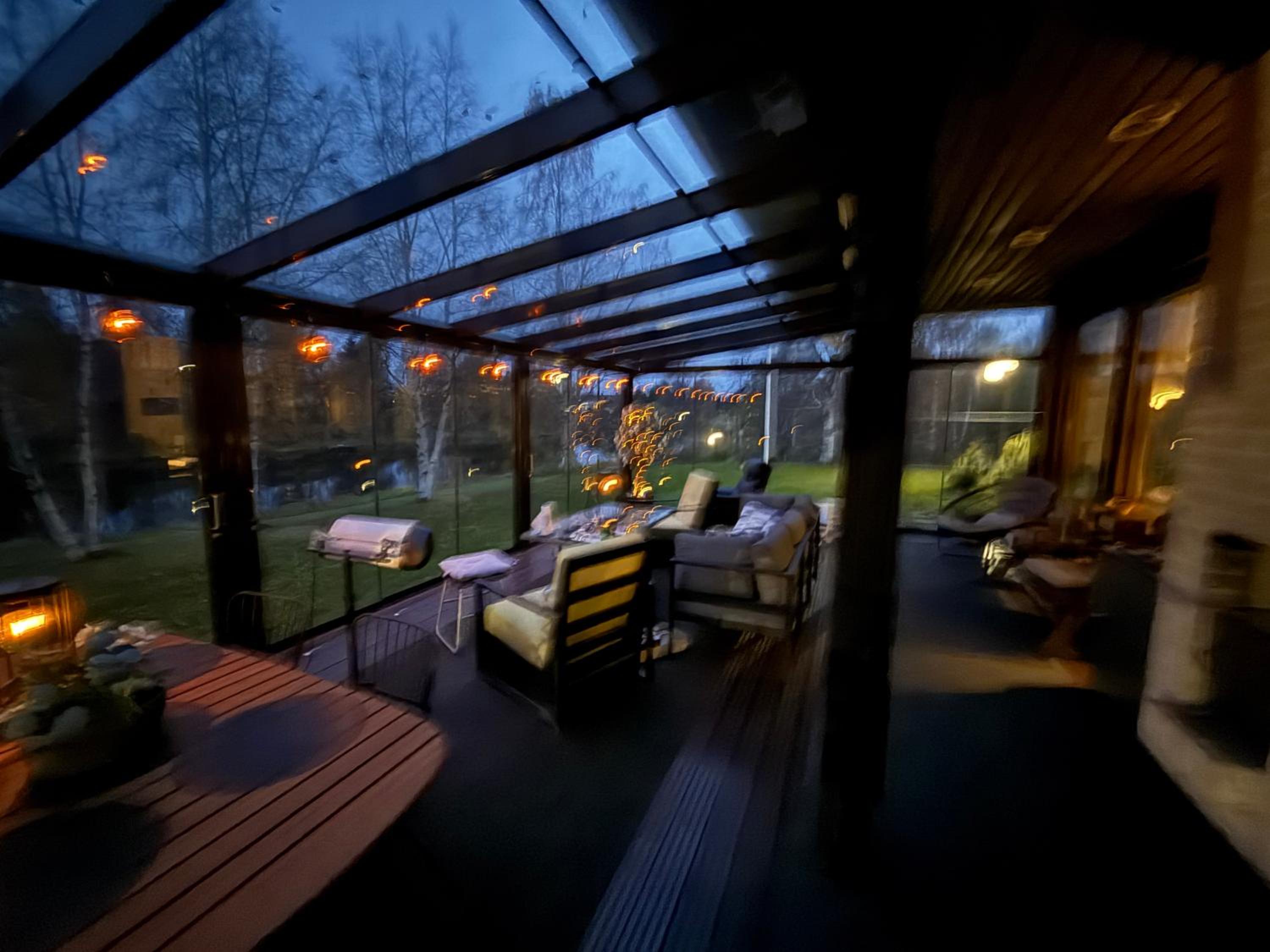 Riverside Villa Aurora