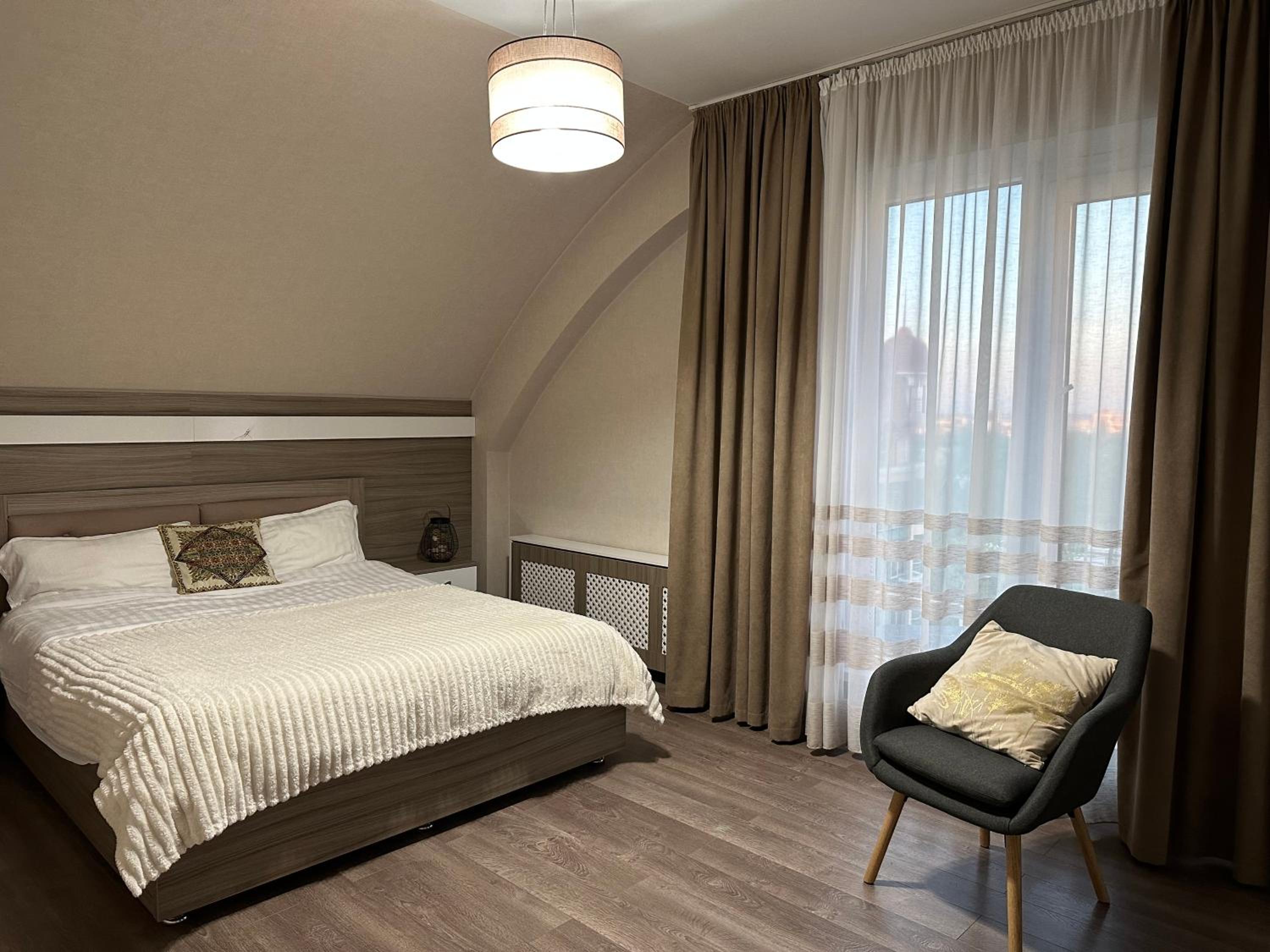 1-bedroom near Valea Morilor Park view 4