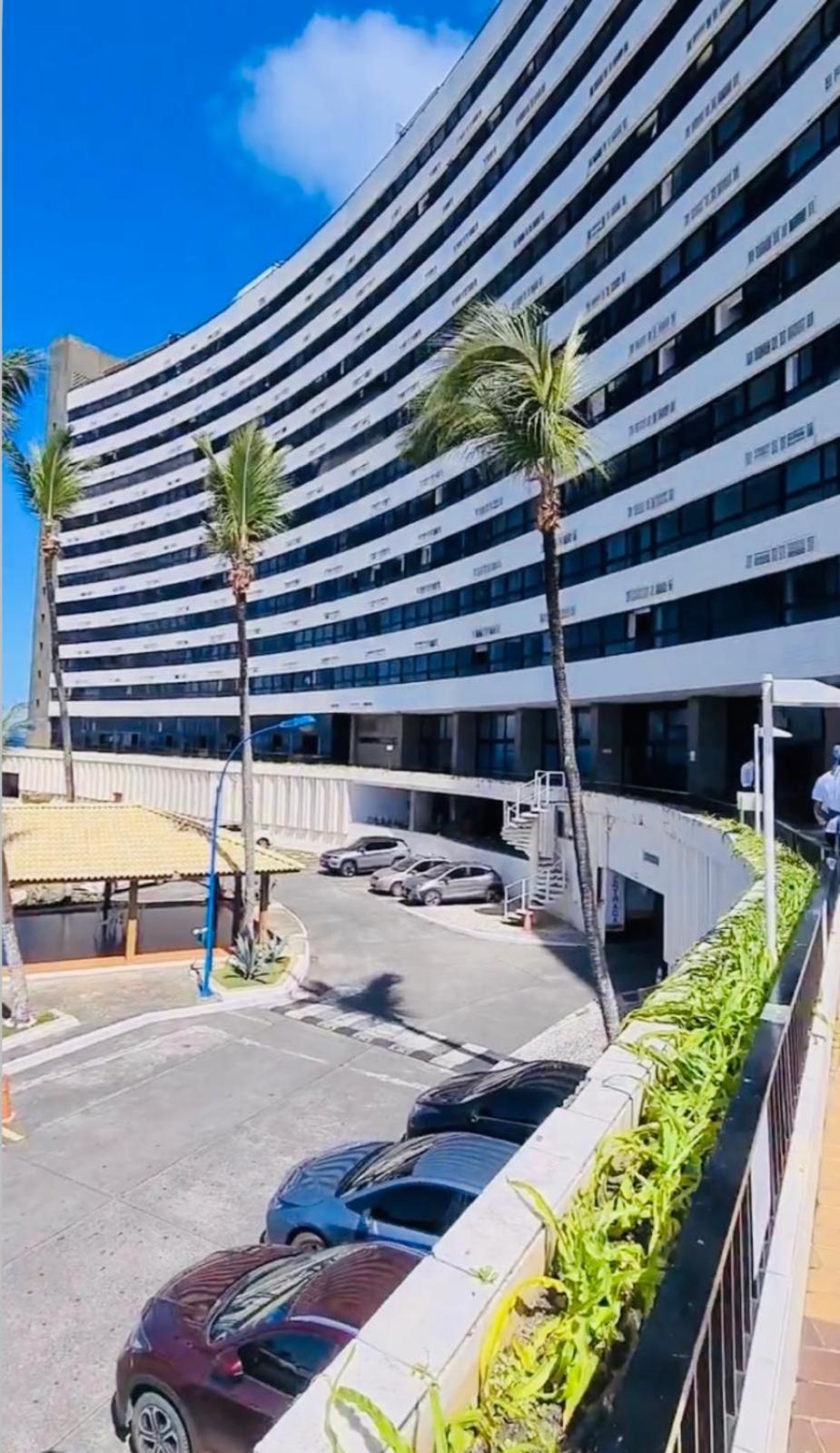 Apartamento Ondina alto padrao vista para o mar