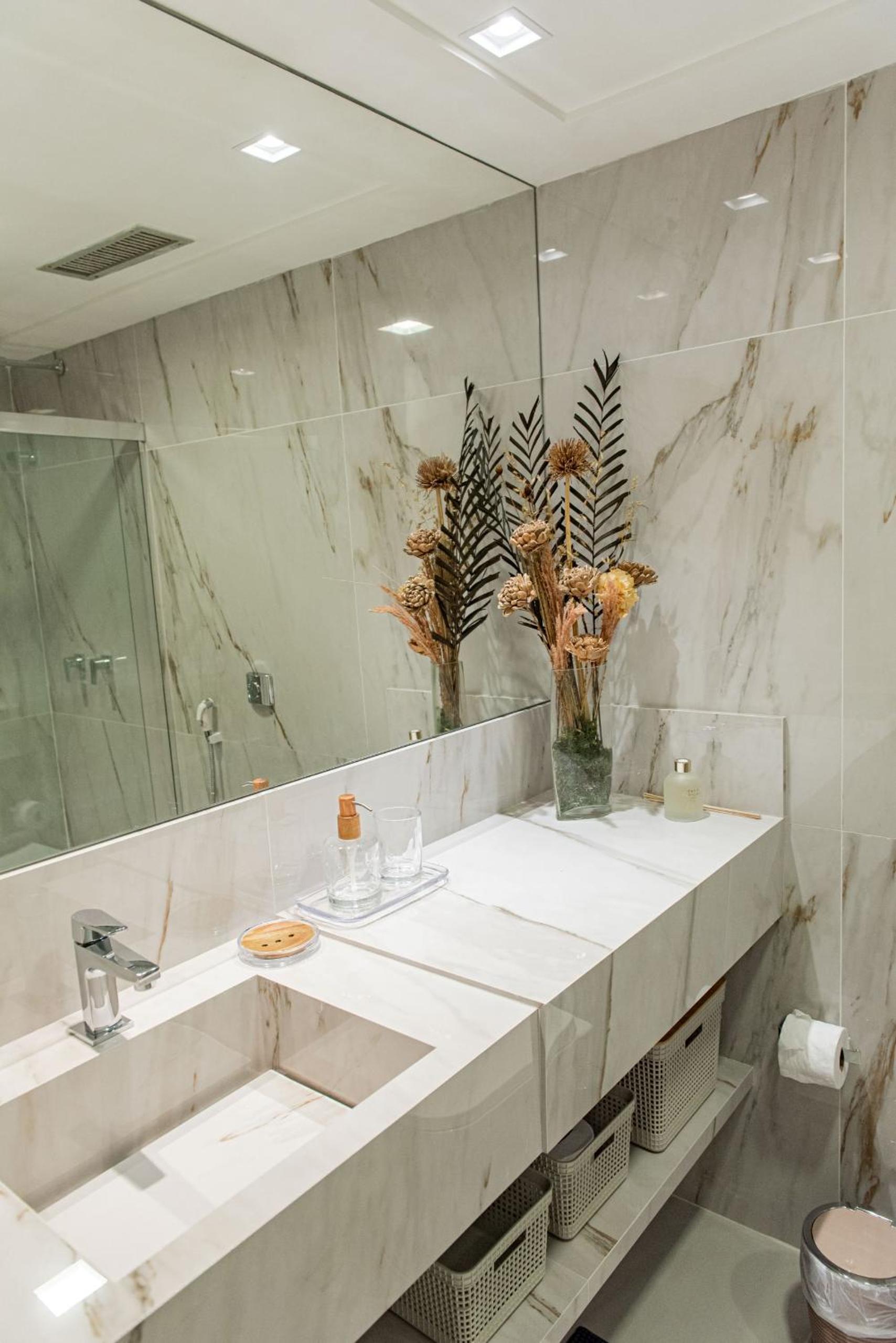 Apartamento Ondina alto padrao vista para o mar