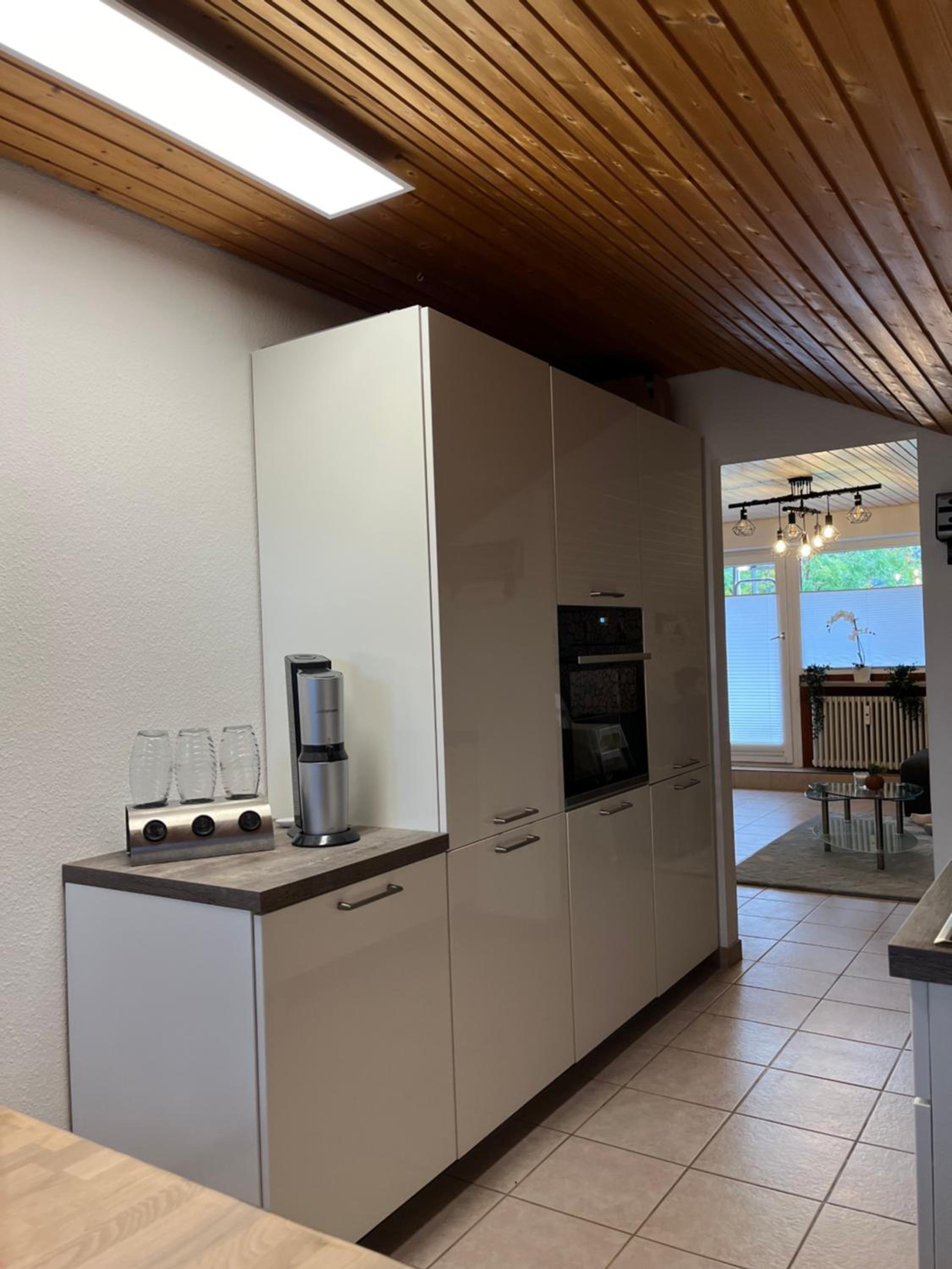 Familienauszeit mit Indoorpool, Sauna, Netflix, Disney, Homeoffice 50-100 MBit Internet inkl Bettwäsche Handtücher Reinigung