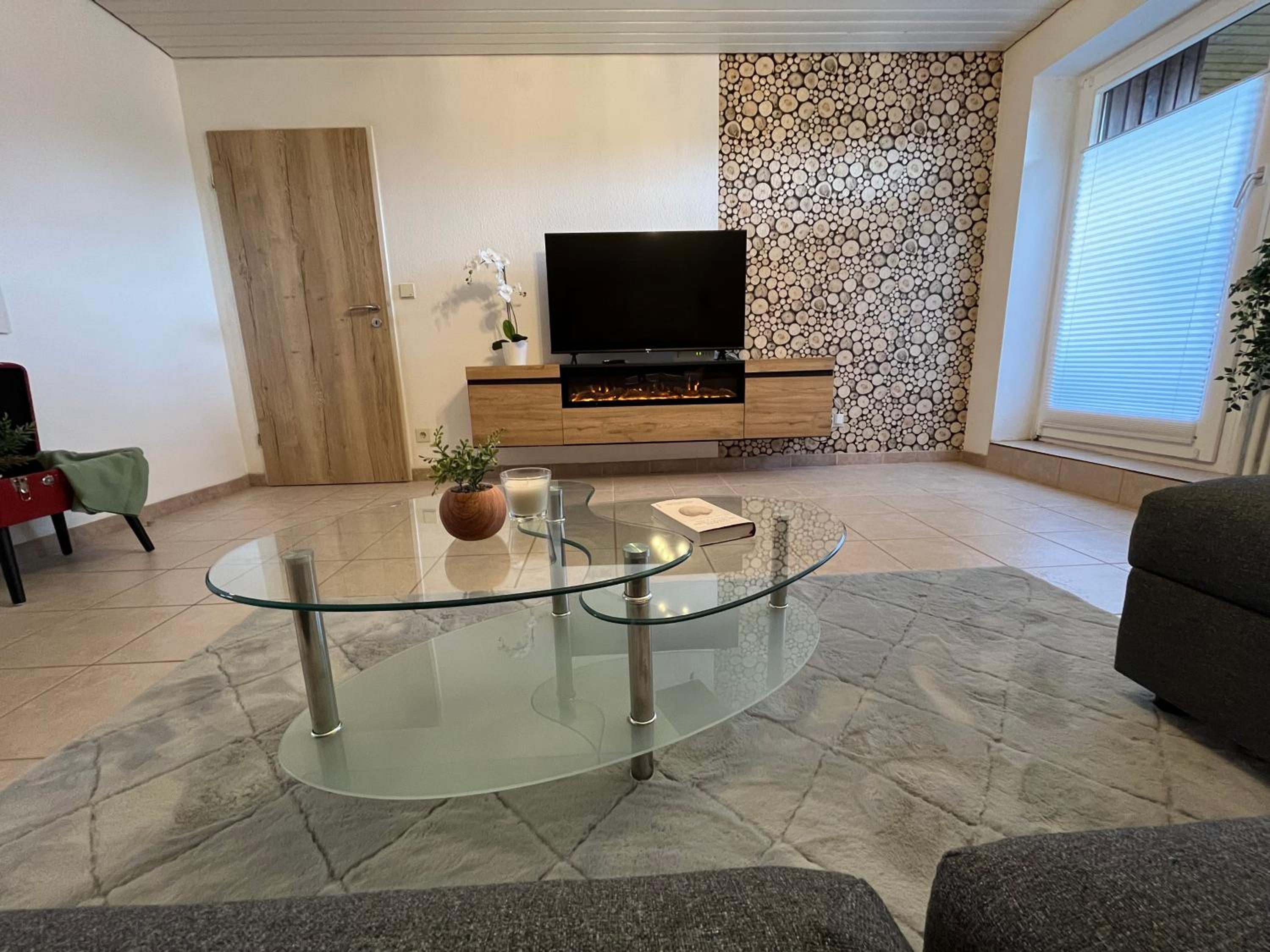 Familienauszeit mit Indoorpool, Sauna, Netflix, Disney, Homeoffice 50-100 MBit Internet inkl Bettwäsche Handtücher Reinigung