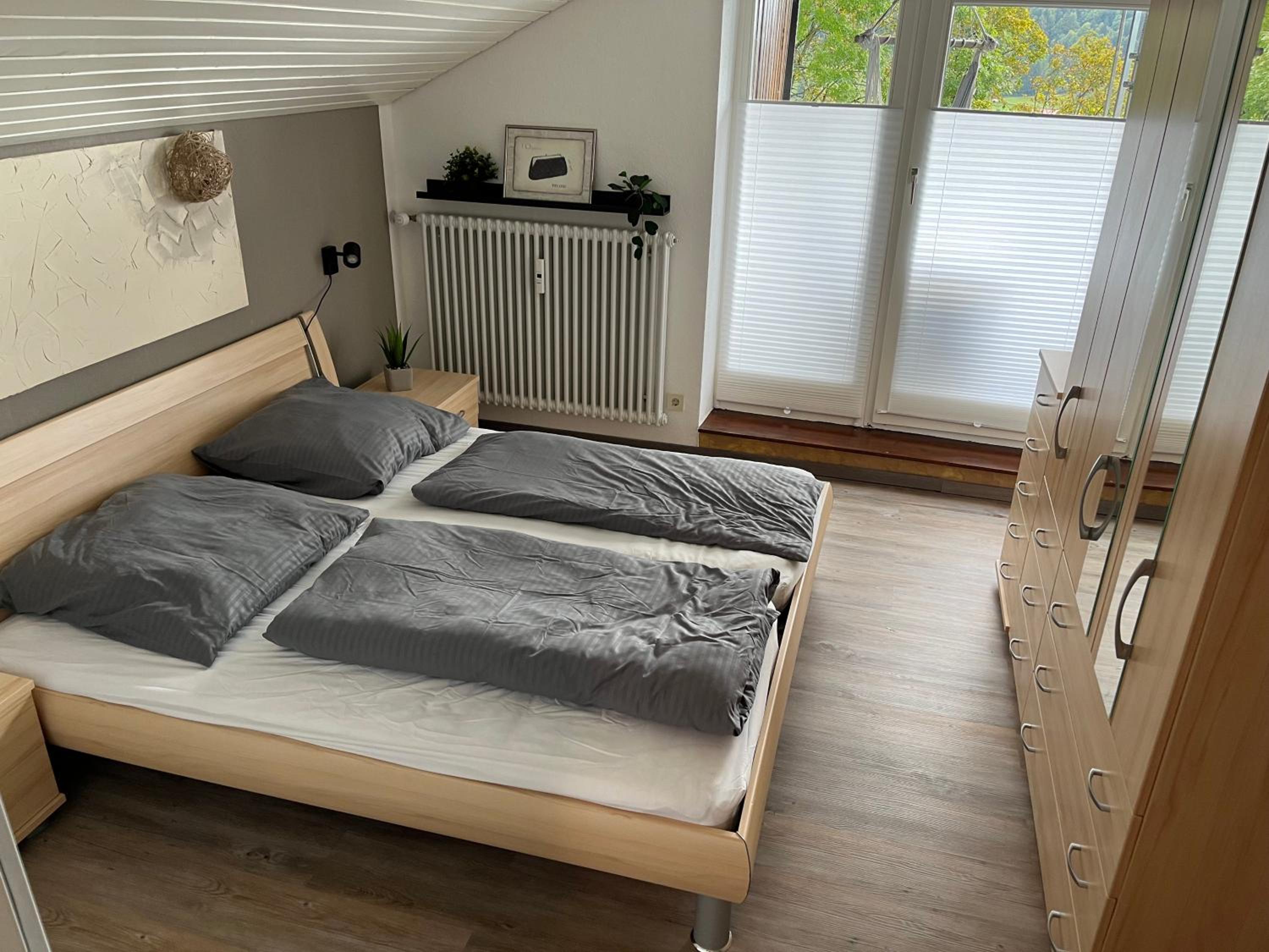 Familienauszeit mit Indoorpool, Sauna, Netflix, Disney, Homeoffice 50-100 MBit Internet inkl Bettwäsche Handtücher Reinigung