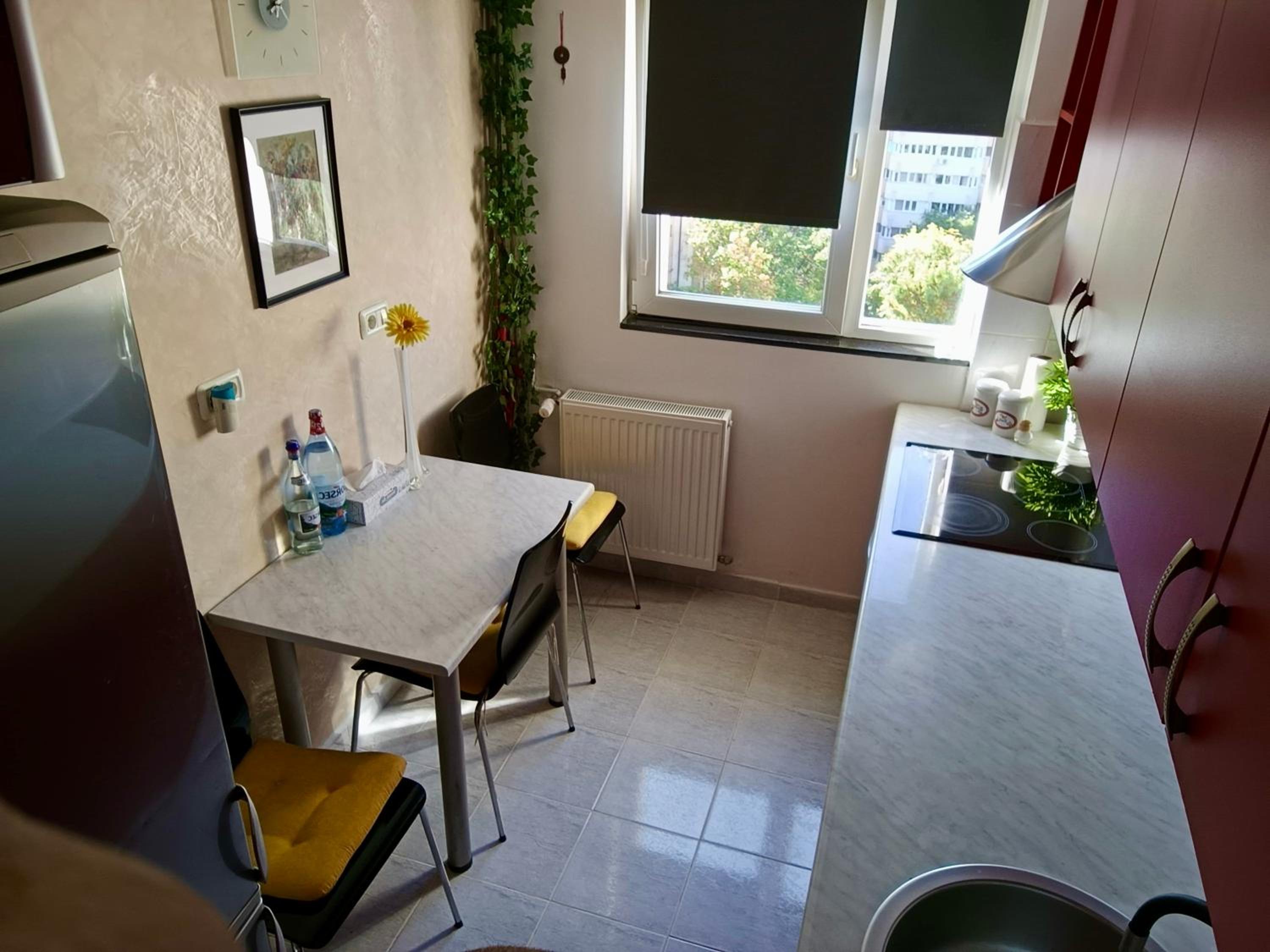 Arcom Apartments