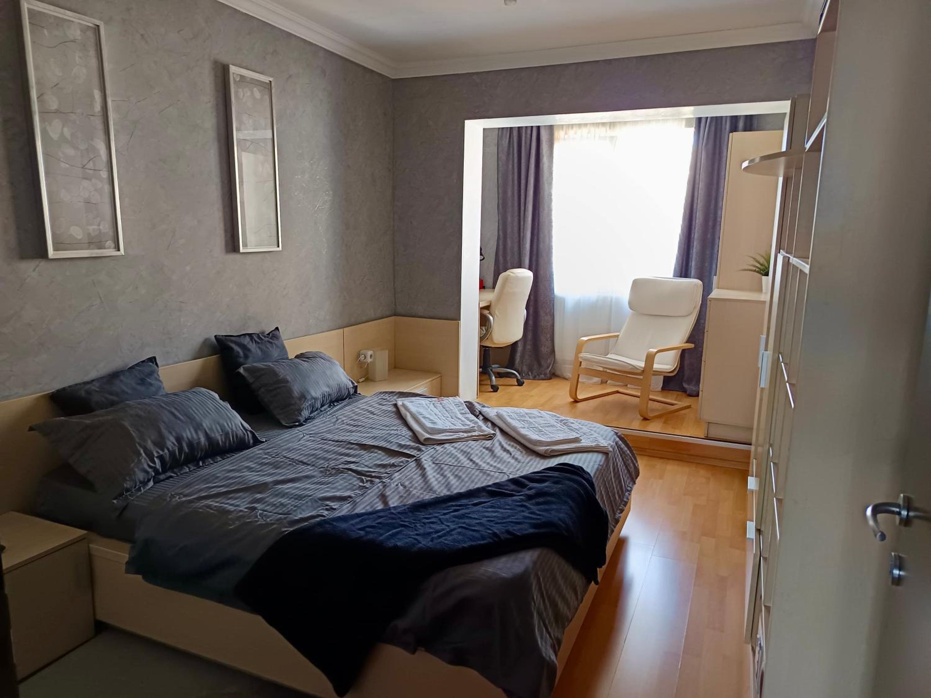 Arcom Apartments