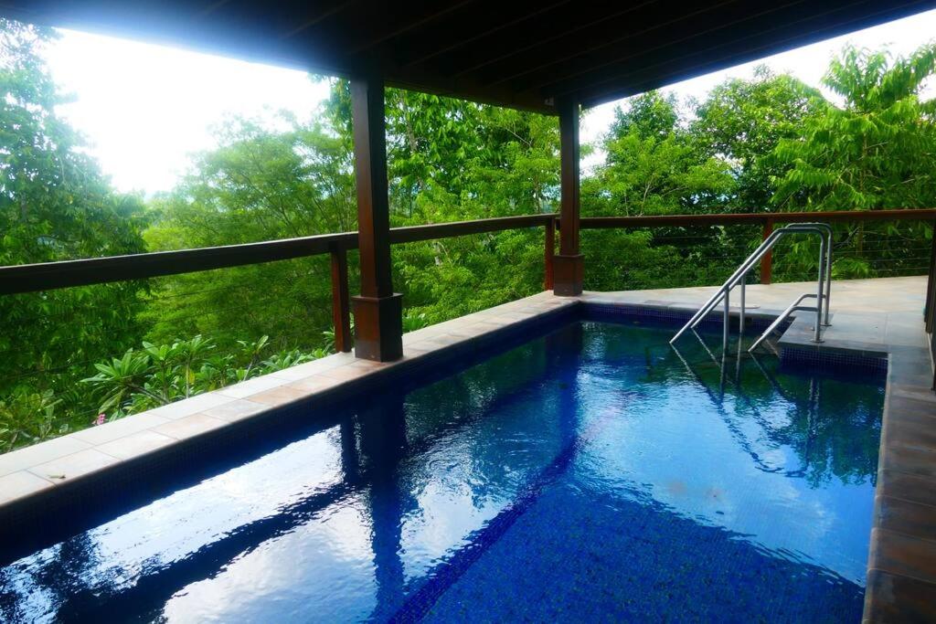 Villa Divina at Framadani estate - Jungle villa with a pool