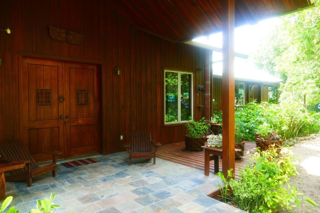 Villa Divina at Framadani estate - Jungle villa with a pool