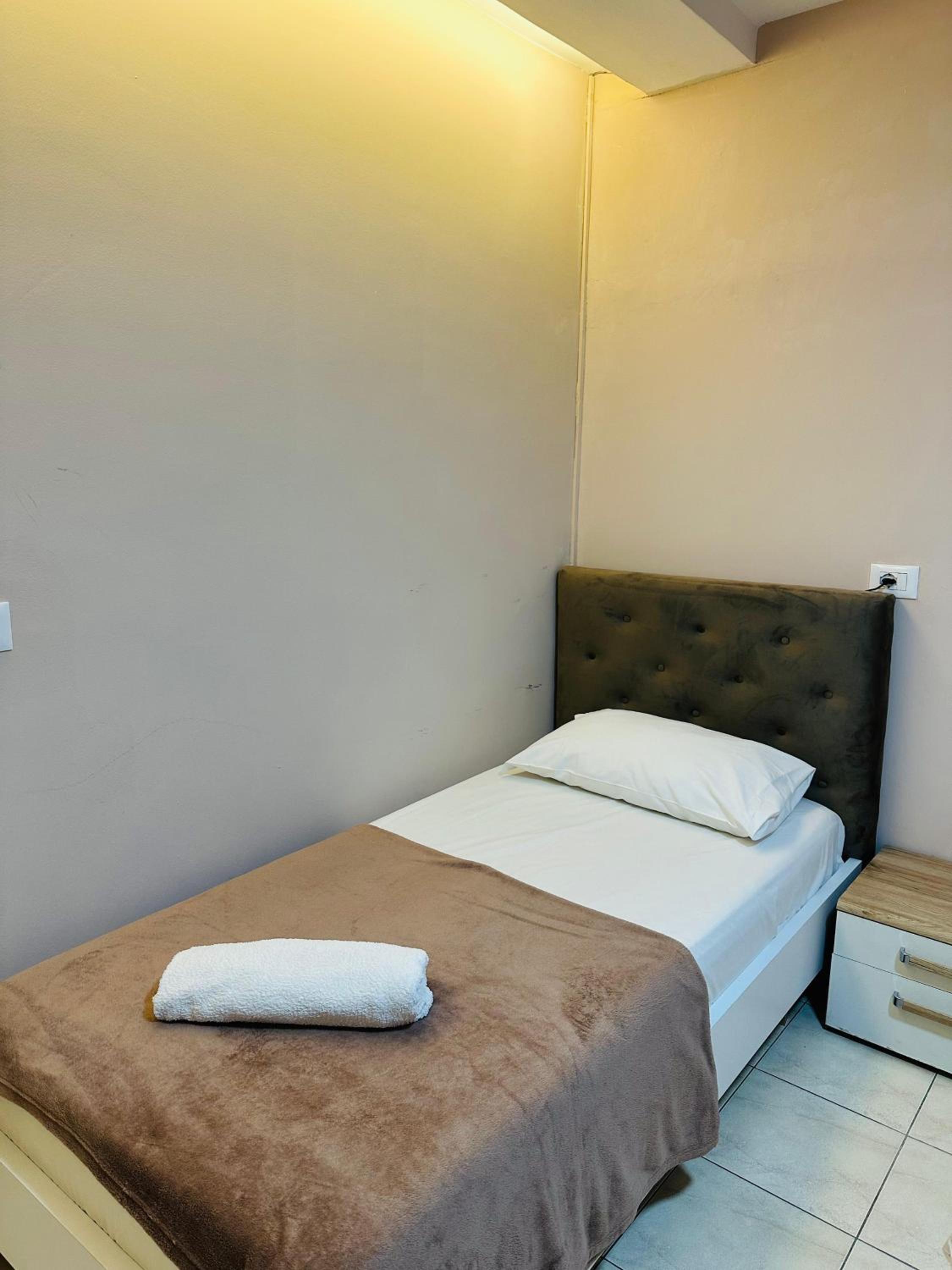 Pazari i Ri: Central Cozy Stay