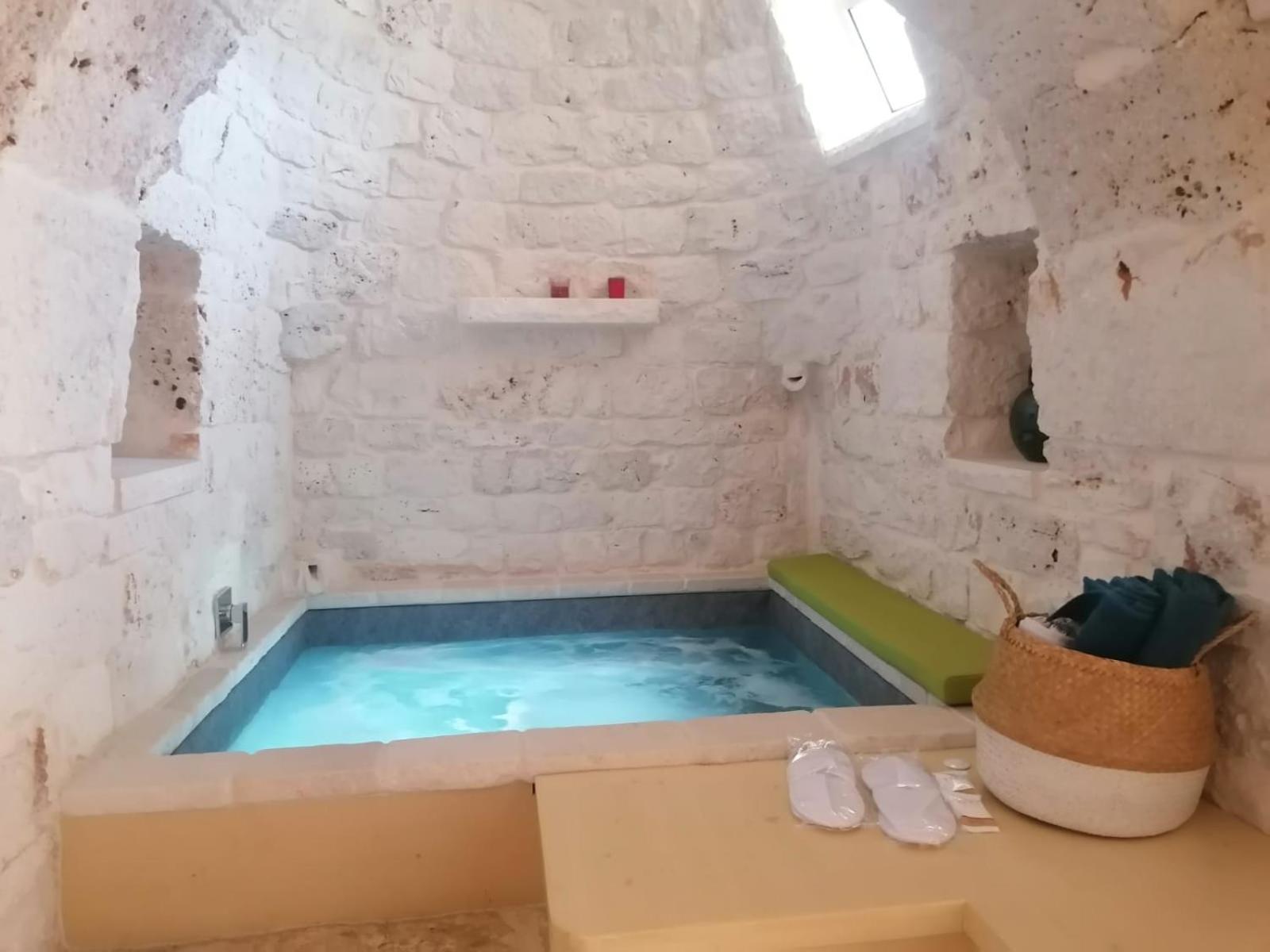 Trullo del Sol view 2