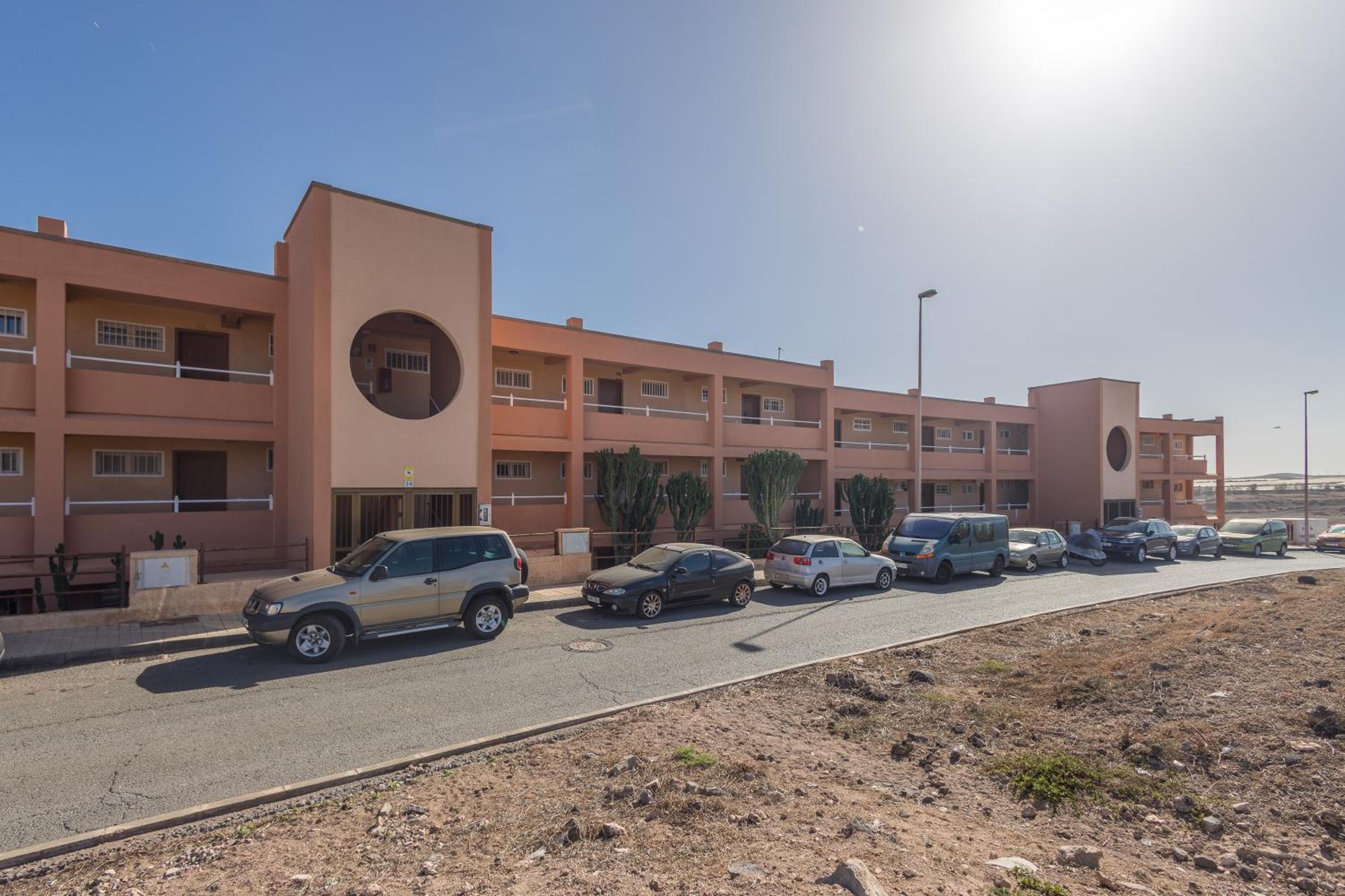Playa del El Burrero vista al mar Lightbooking