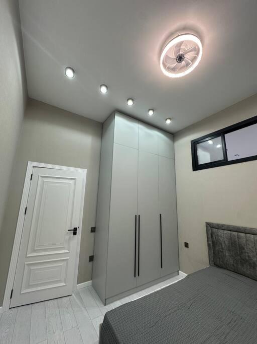 Baku luxury and secure flat in city centre