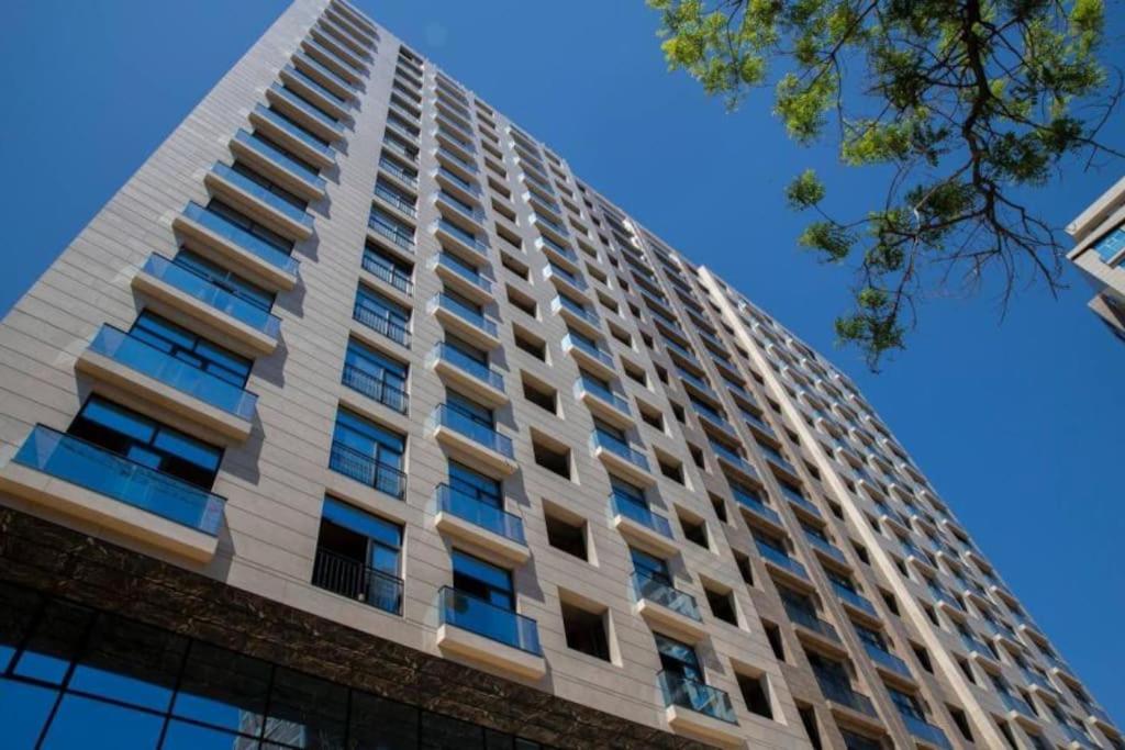 Baku luxury and secure flat in city centre
