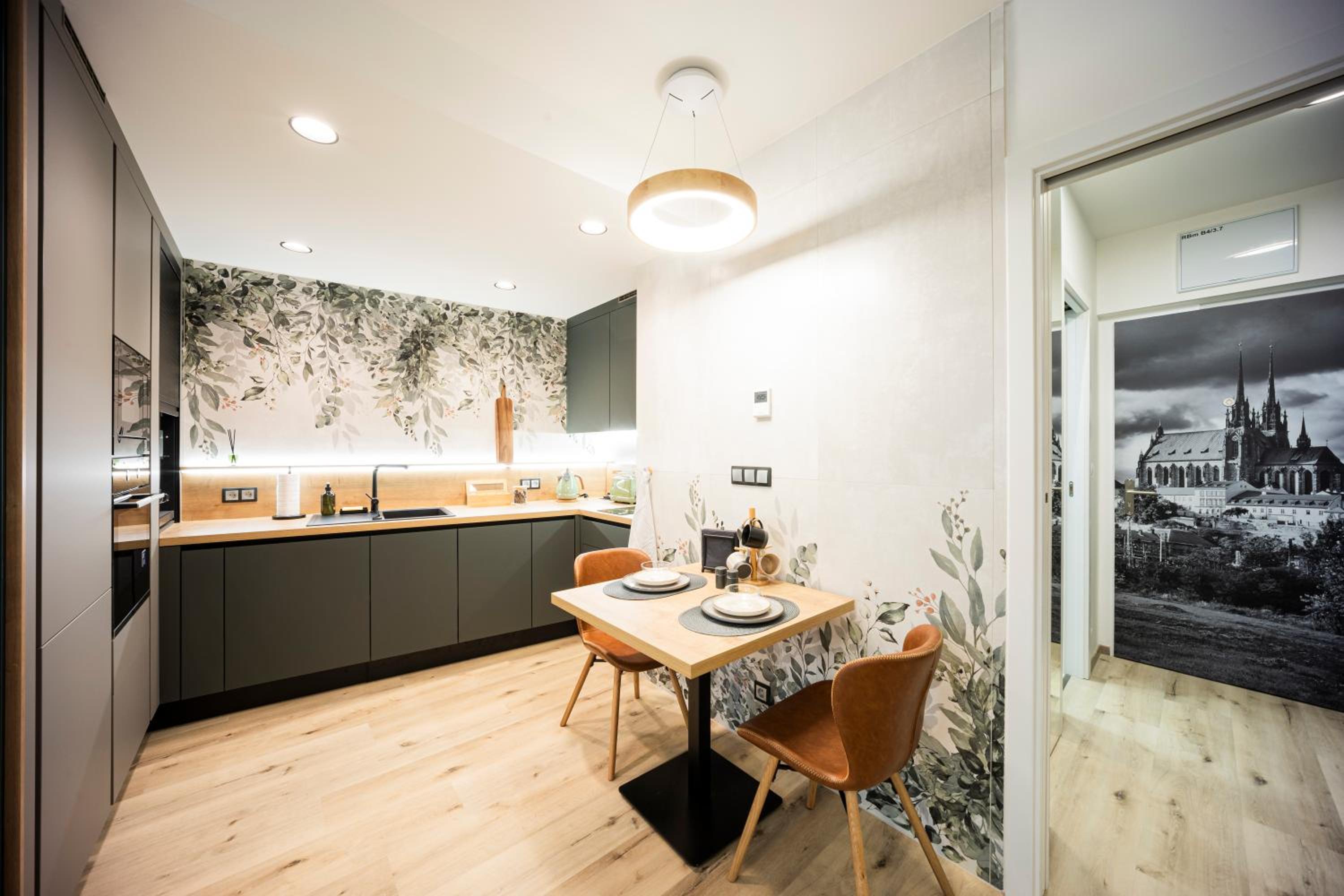 DH Vankovka Design 1kk Apartment - 1 min Vankovka, BUS, Train - Netflix, SmartTV, Free Nespresso, Free Parking