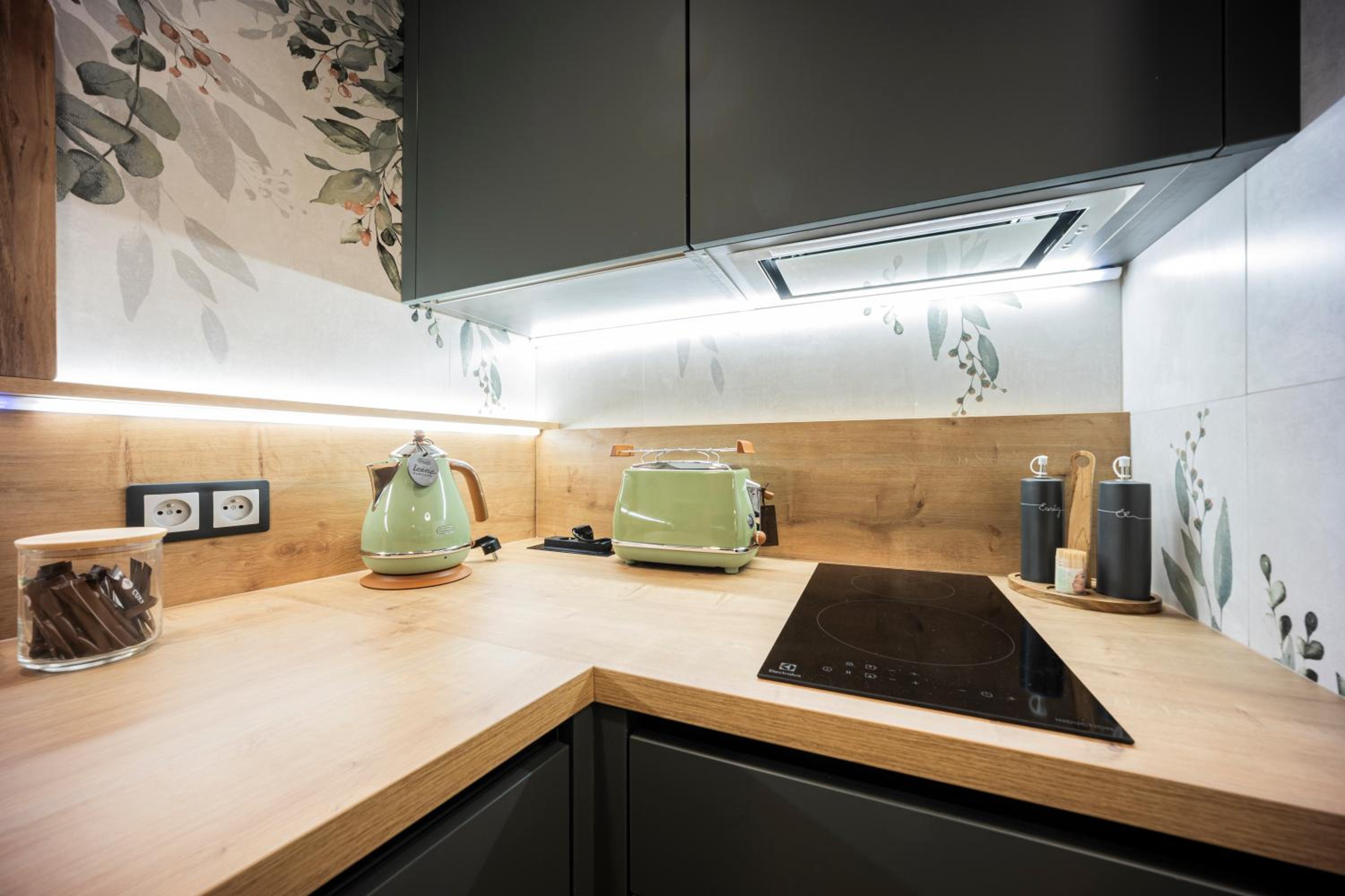 DH Vankovka Design 1kk Apartment - 1 min Vankovka, BUS, Train - Netflix, SmartTV, Free Nespresso, Free Parking
