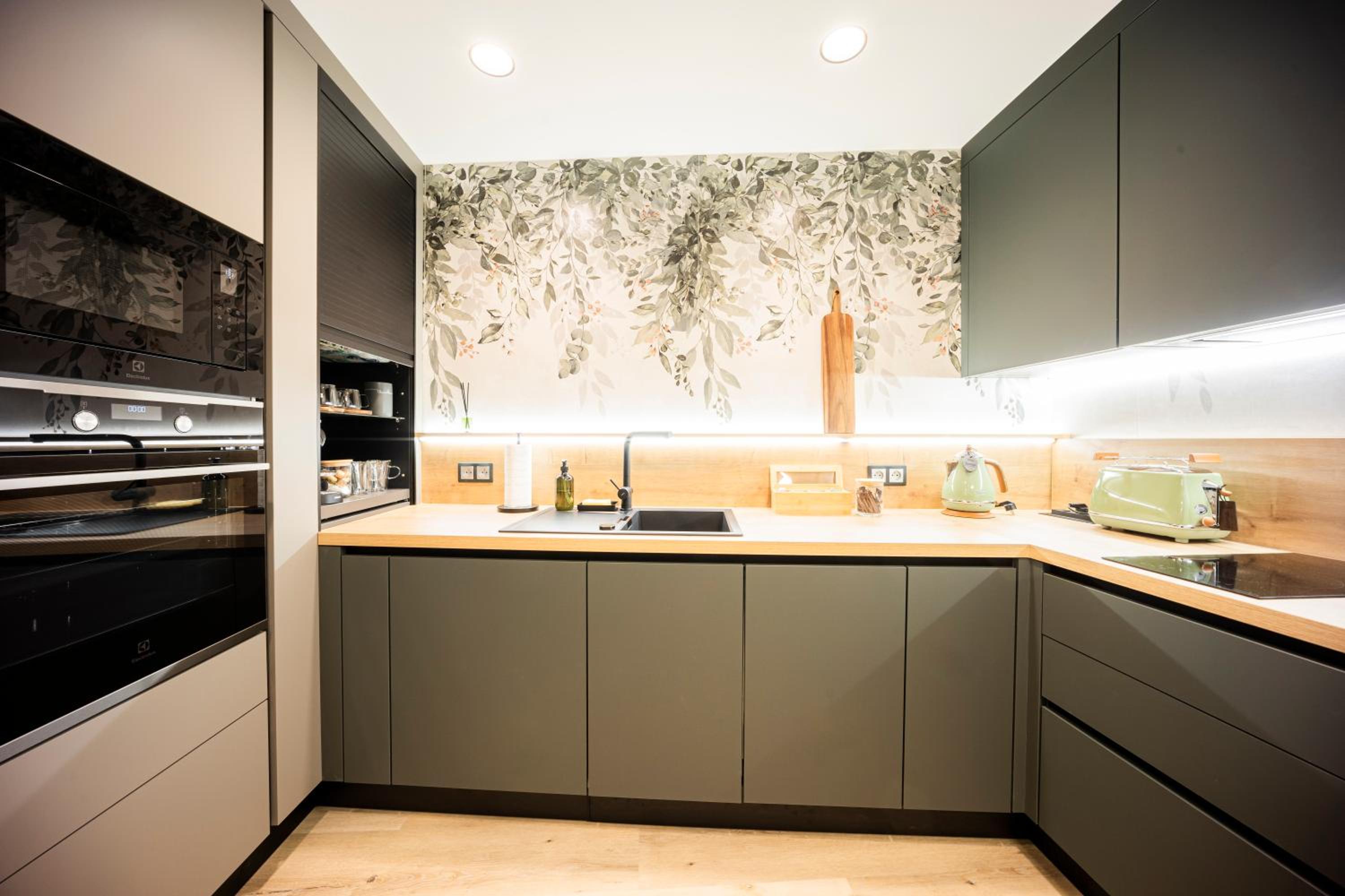 DH Vankovka Design 1kk Apartment - 1 min Vankovka, BUS, Train - Netflix, SmartTV, Free Nespresso, Free Parking