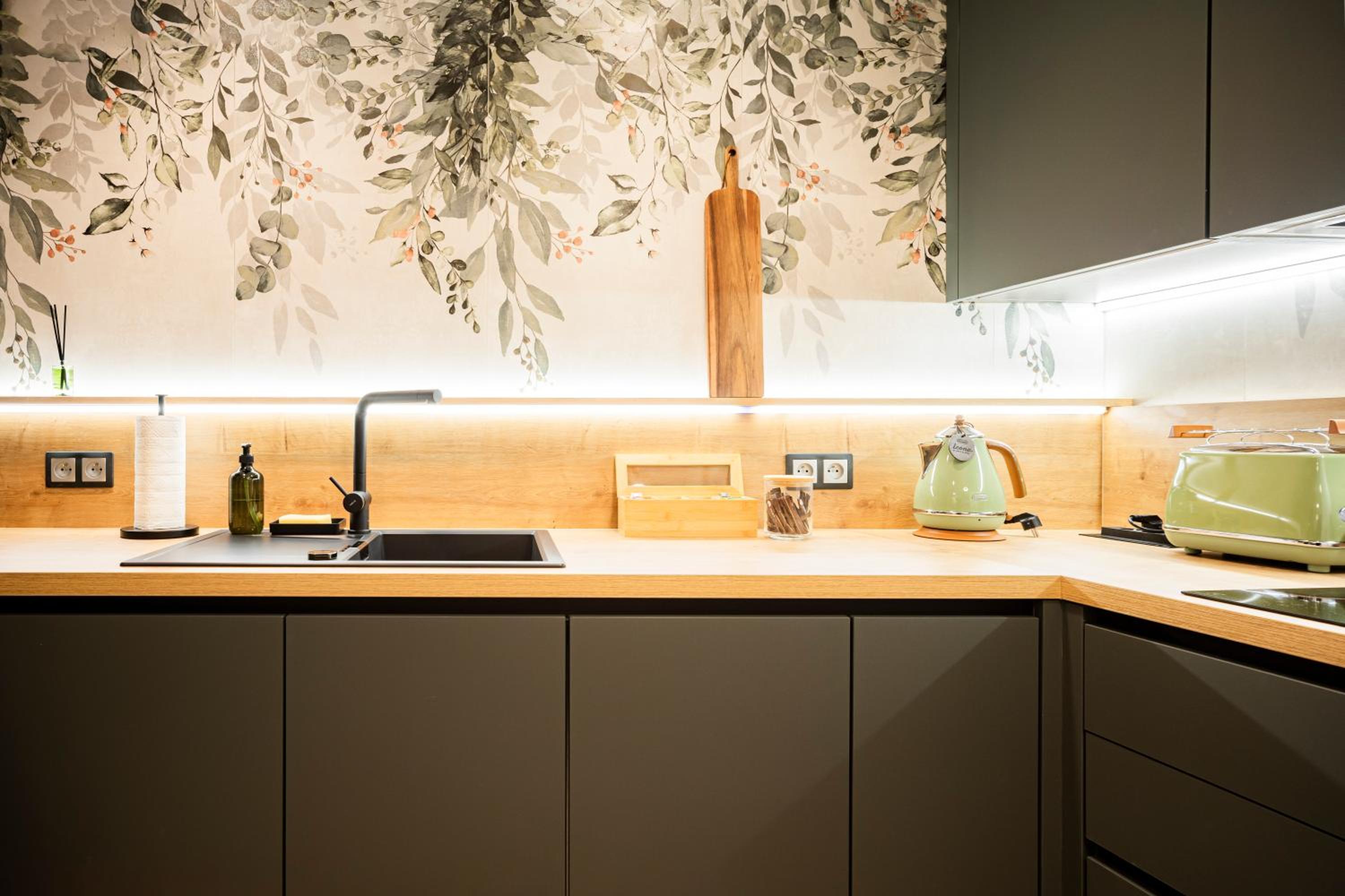 DH Vankovka Design 1kk Apartment - 1 min Vankovka, BUS, Train - Netflix, SmartTV, Free Nespresso, Free Parking