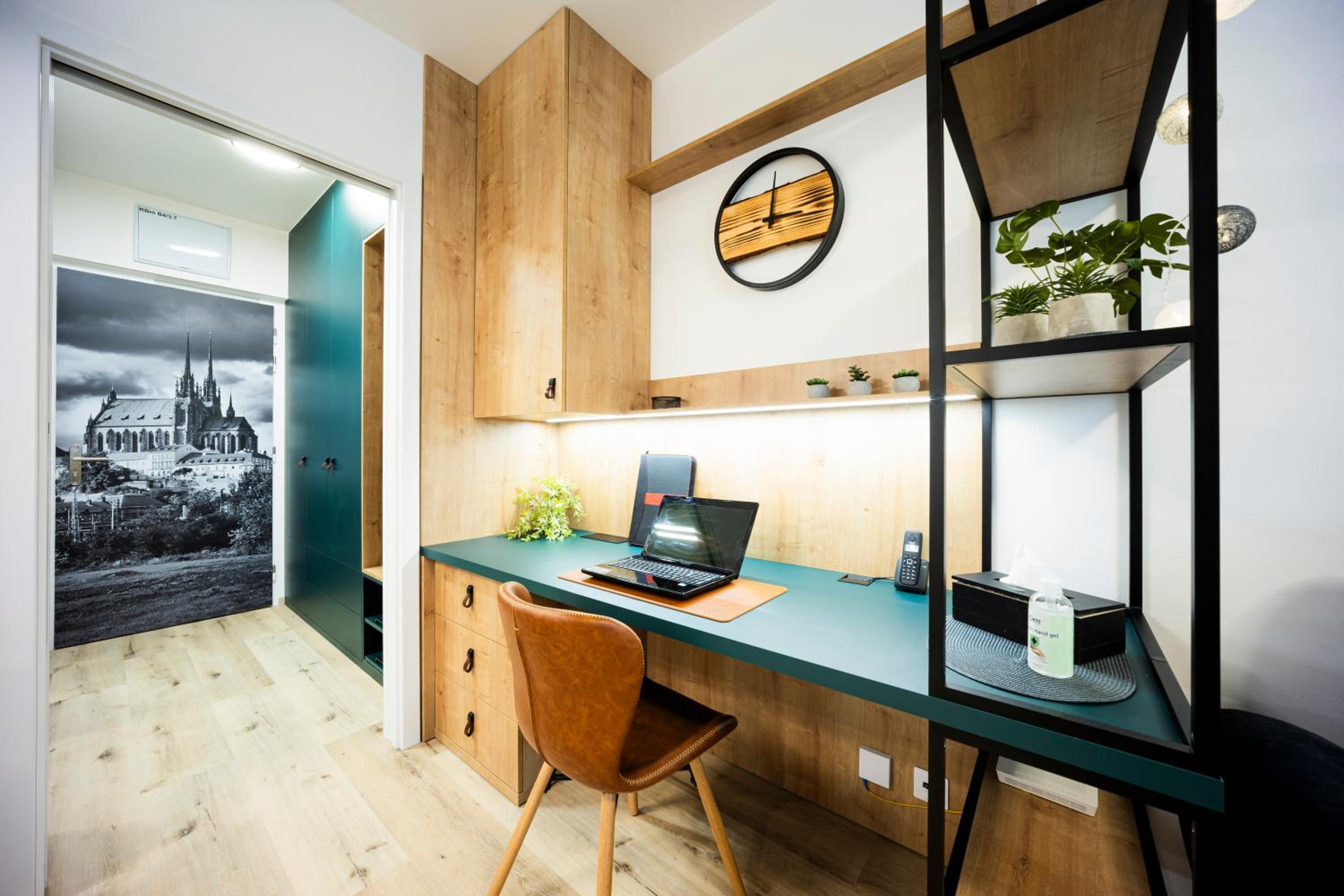 DH Vankovka Design 1kk Apartment - 1 min Vankovka, BUS, Train - Netflix, SmartTV, Free Nespresso, Free Parking