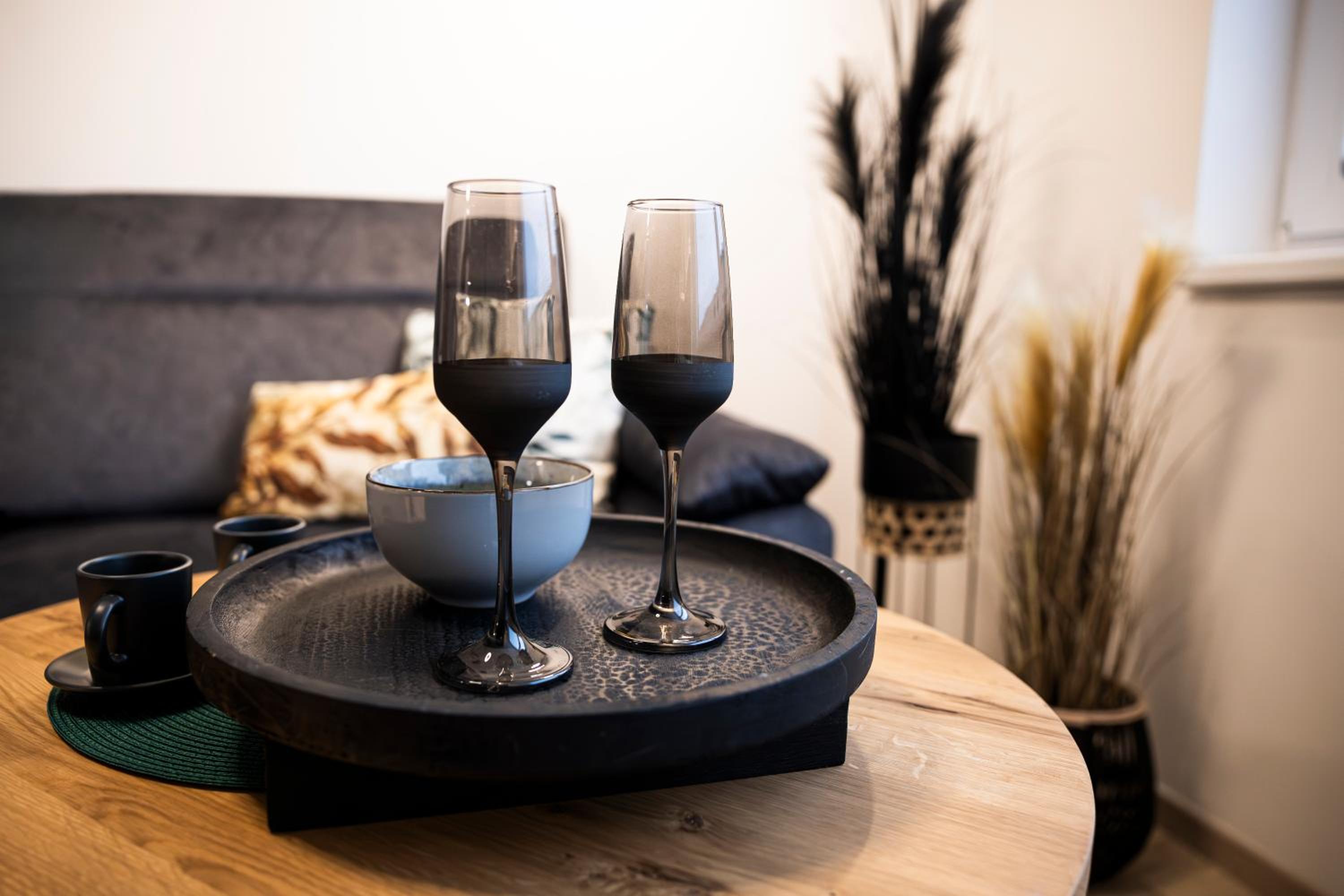 DH Vankovka Design 1kk Apartment - 1 min Vankovka, BUS, Train - Netflix, SmartTV, Free Nespresso, Free Parking