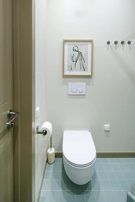 City Retreat Design Apartment