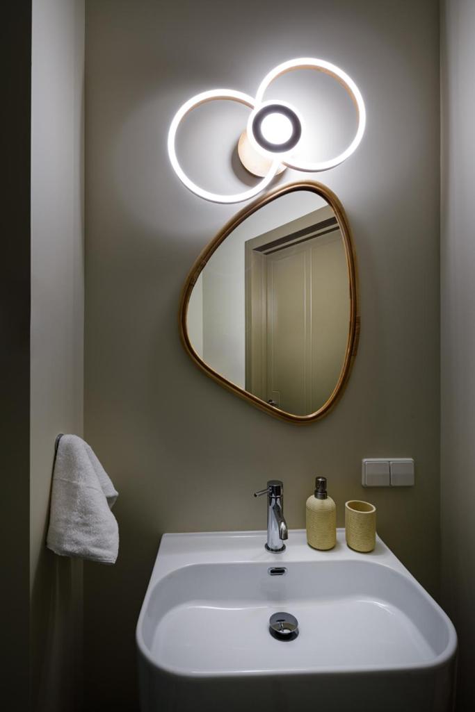 City Retreat Design Apartment