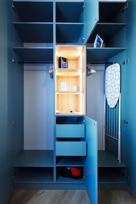 City Retreat Design Apartment