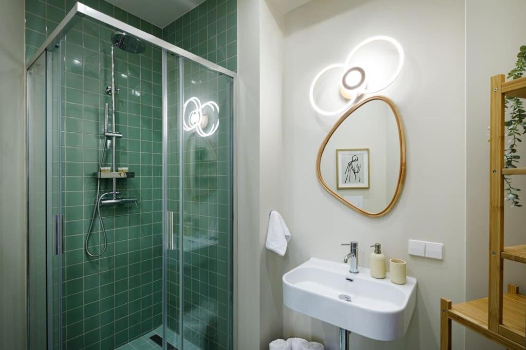 City Retreat Design Apartment