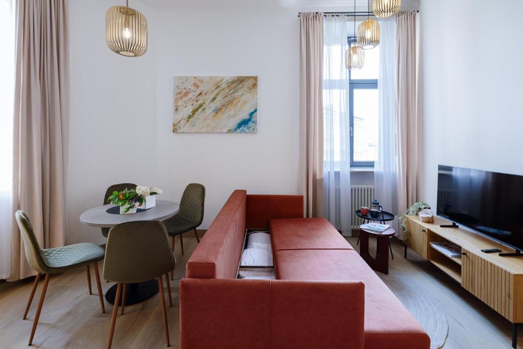 City Retreat Design Apartment