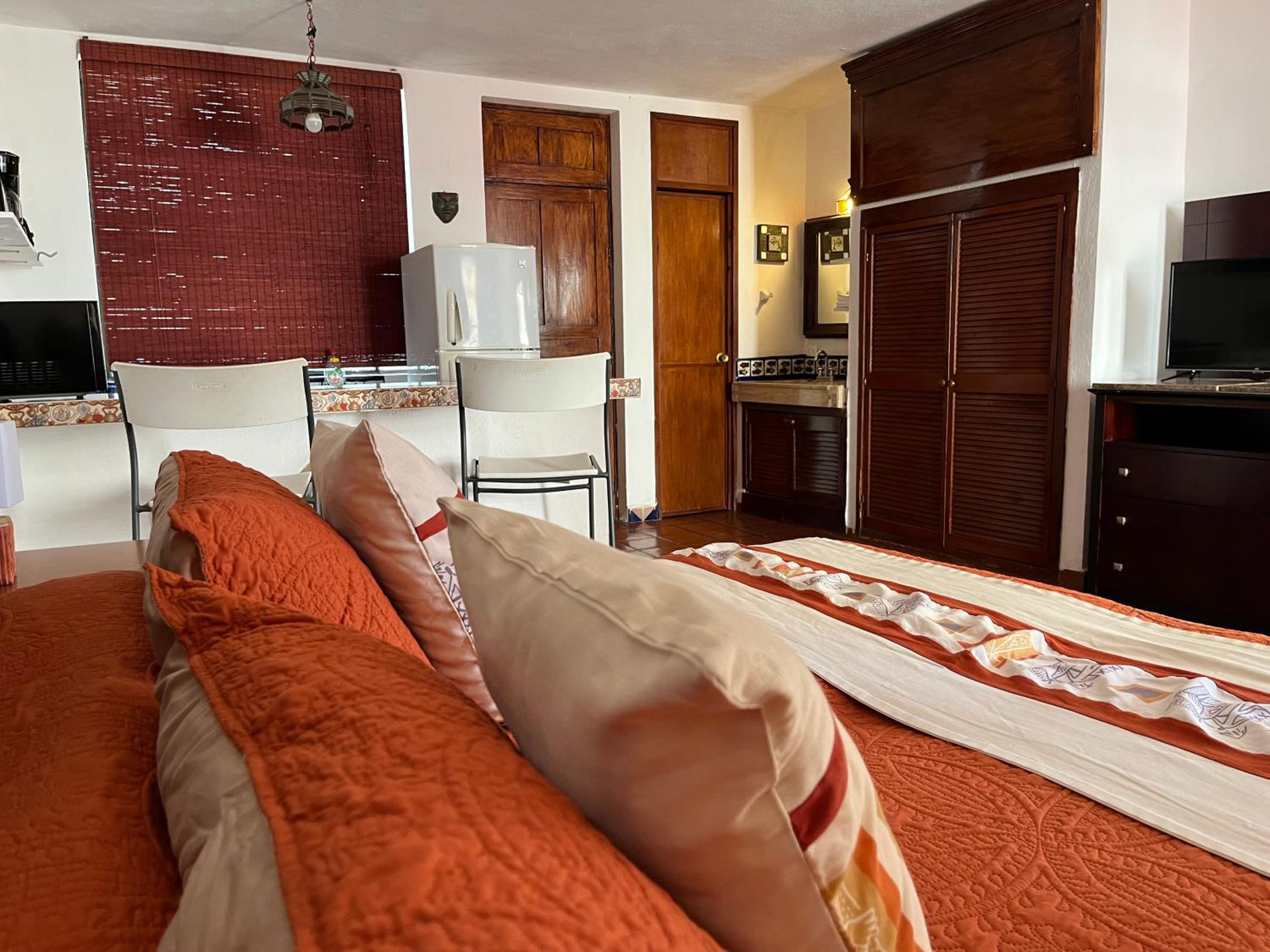 Beautiful Jr Suite in the heart of Puerto Vallarta
