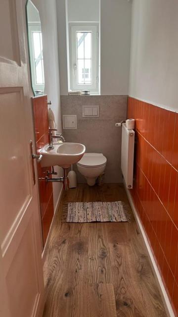 Dachwohnung im Villenviertel
