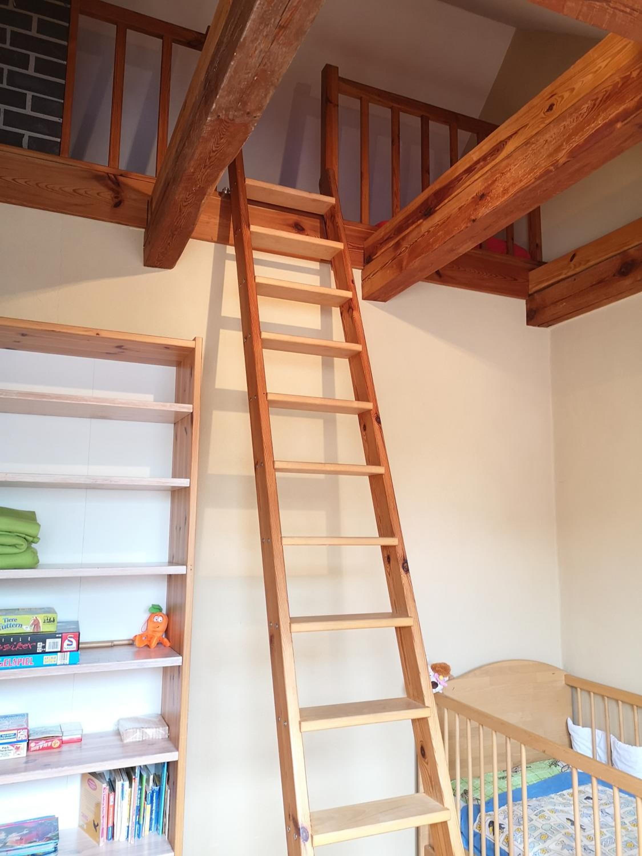 Ferienwohnung im Vogelhaus mit Dachterasse und großem Garten