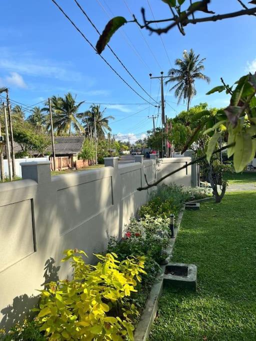 Dona's Villa Coastal House in Pamunugama