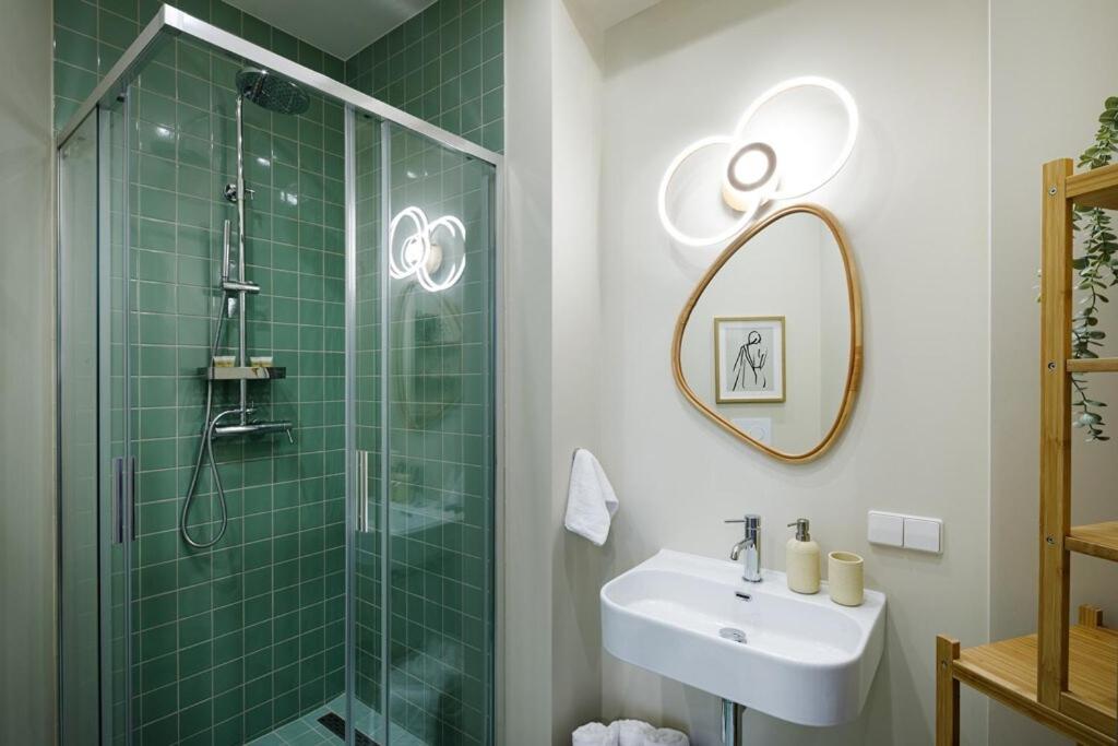 City Retreat Design Apartment