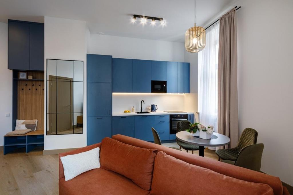 City Retreat Design Apartment