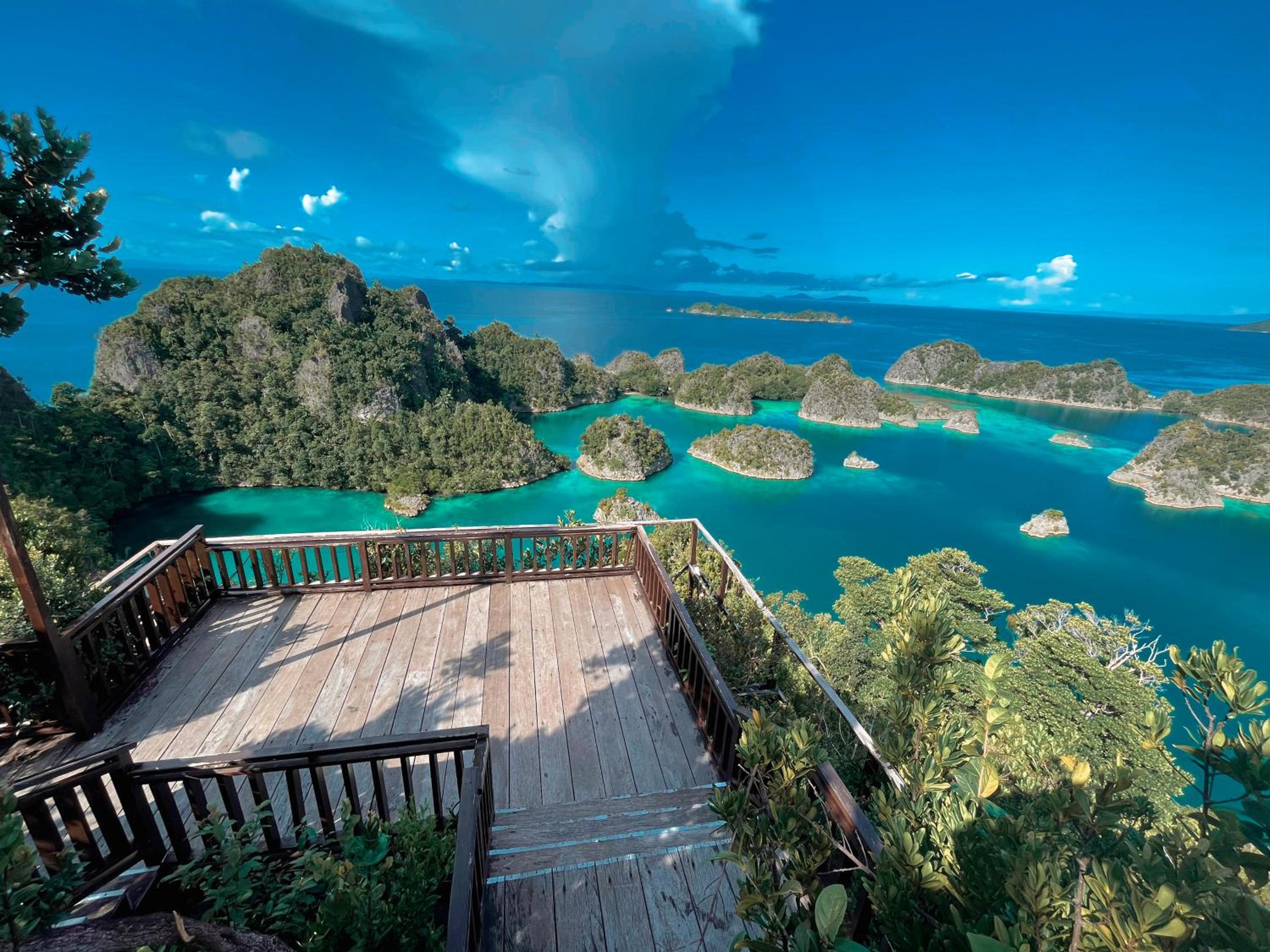 Tamaku homestay privat island