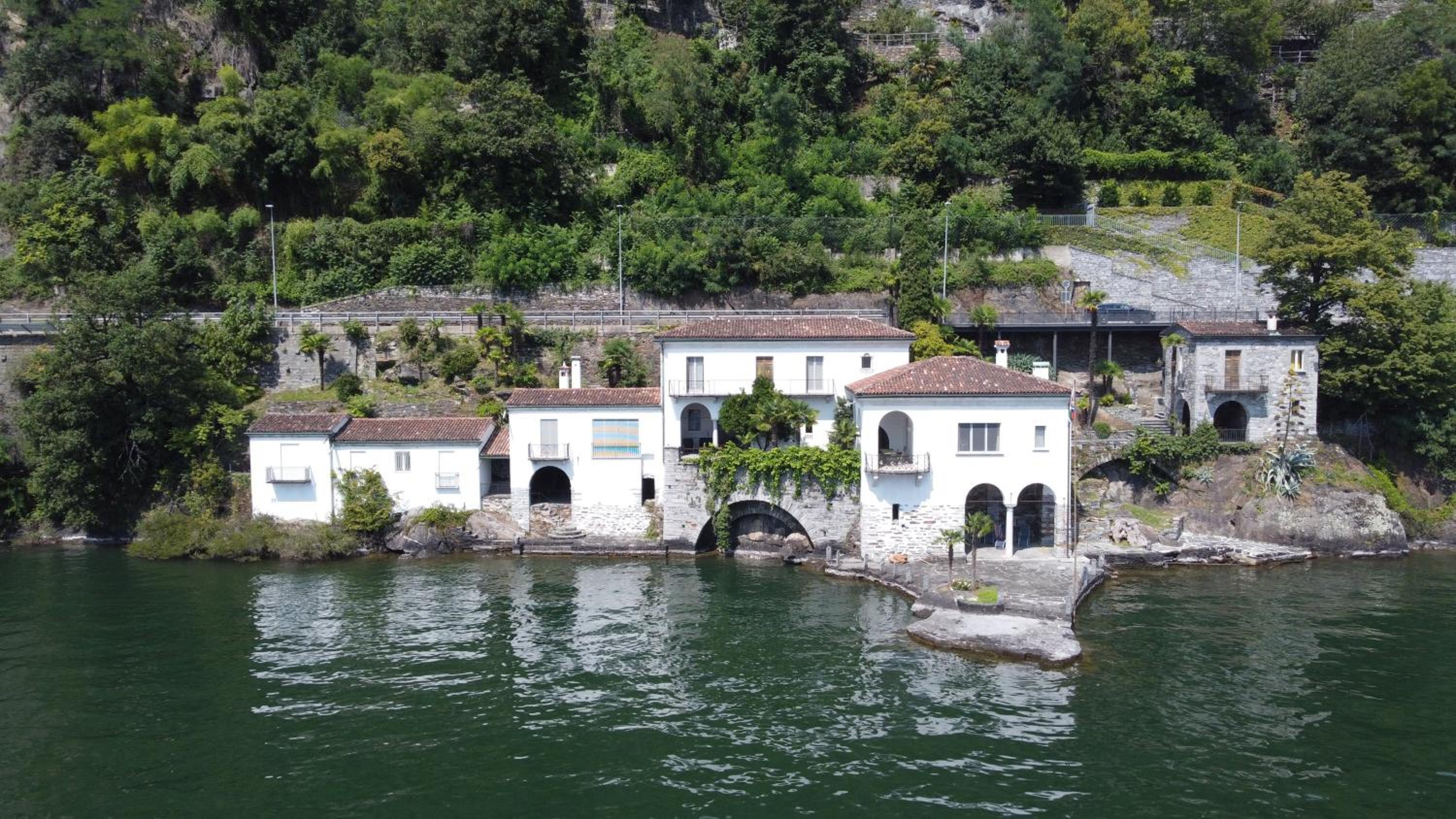 Seefront Villa in Ascona - Lago Maggiore, Ticino