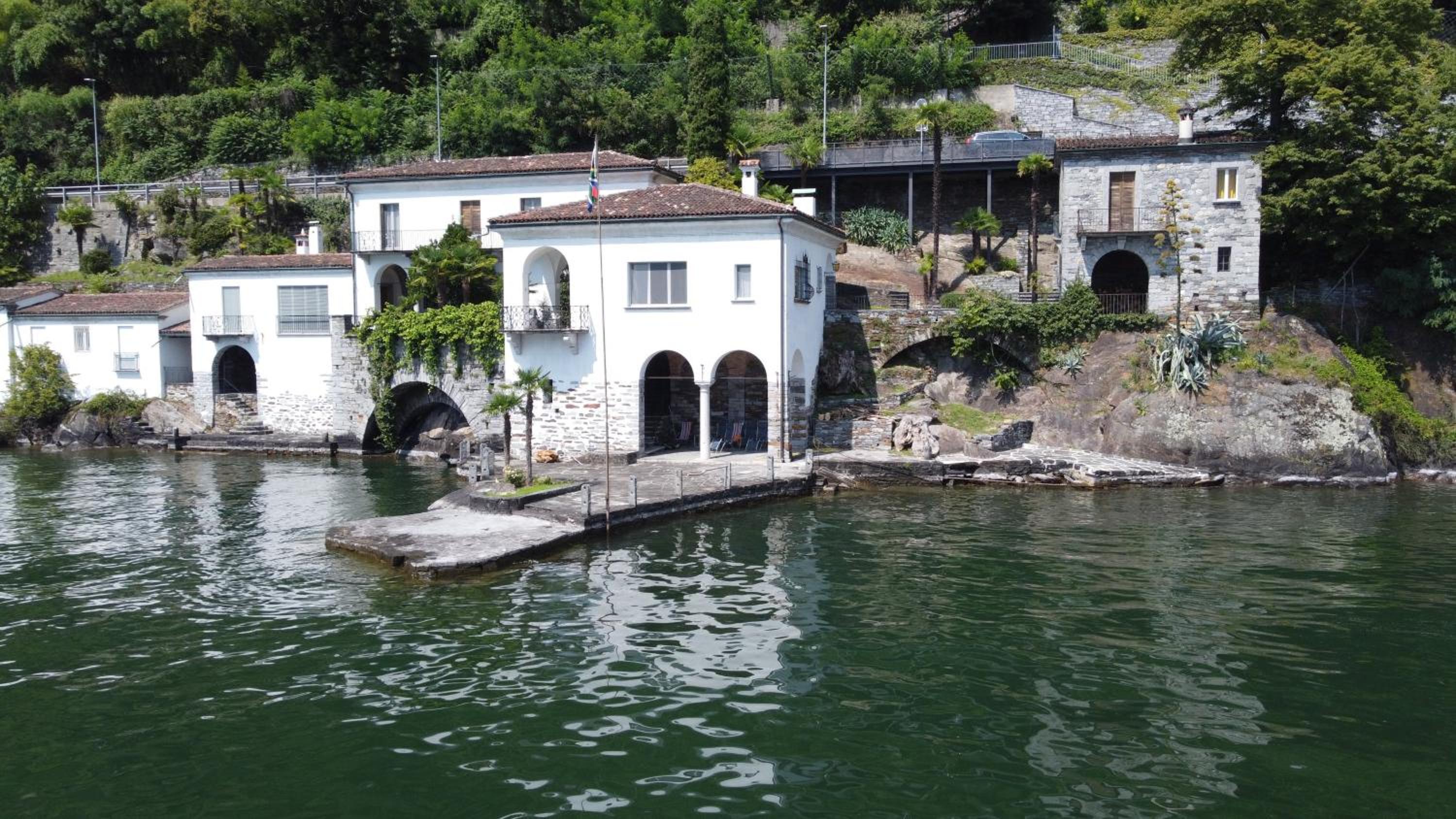 Seefront Villa in Ascona - Lago Maggiore, Ticino